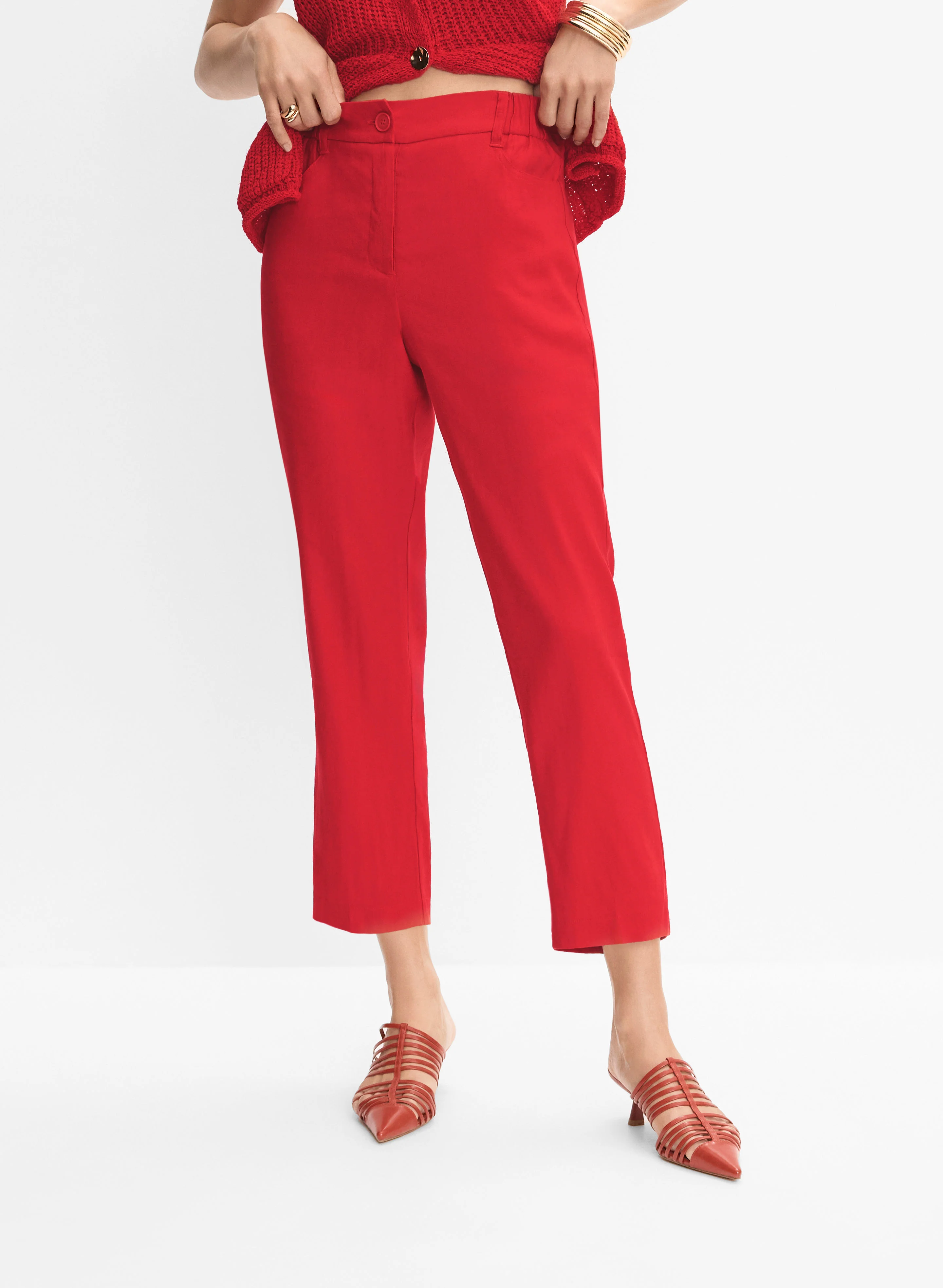 Linen-Blend Capris