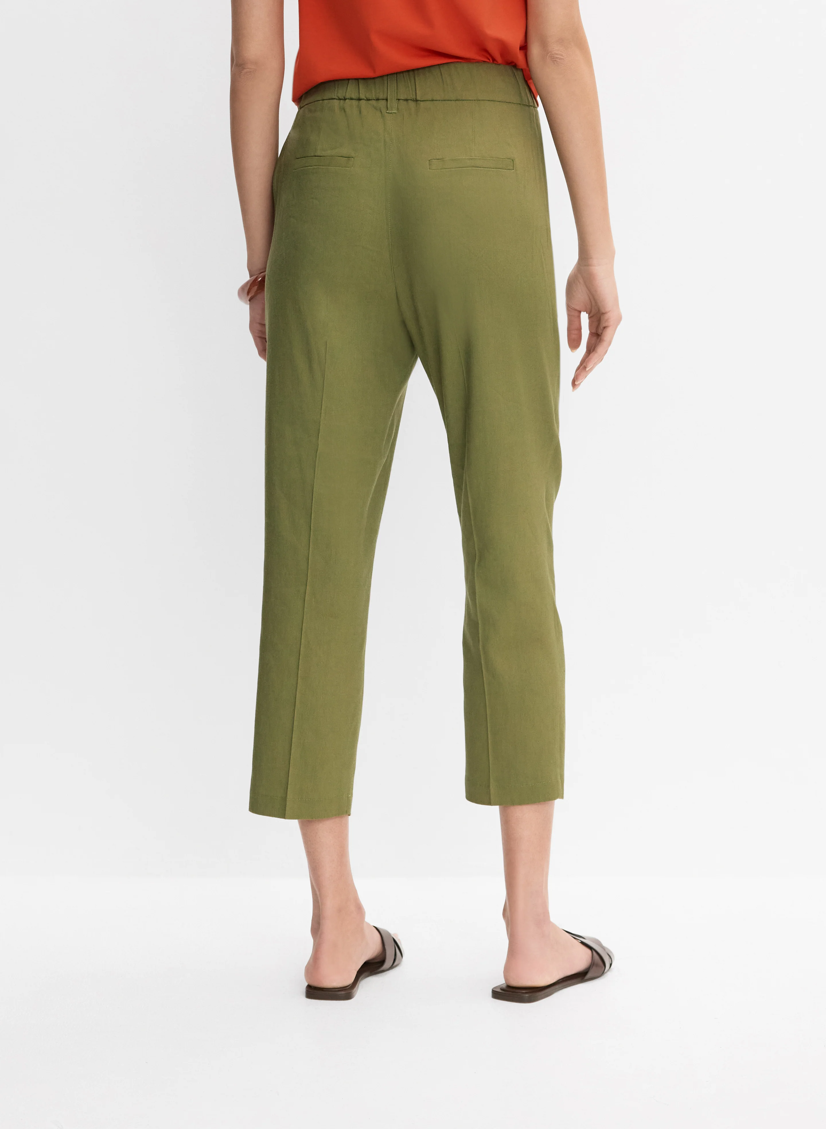 Linen-Blend Capris