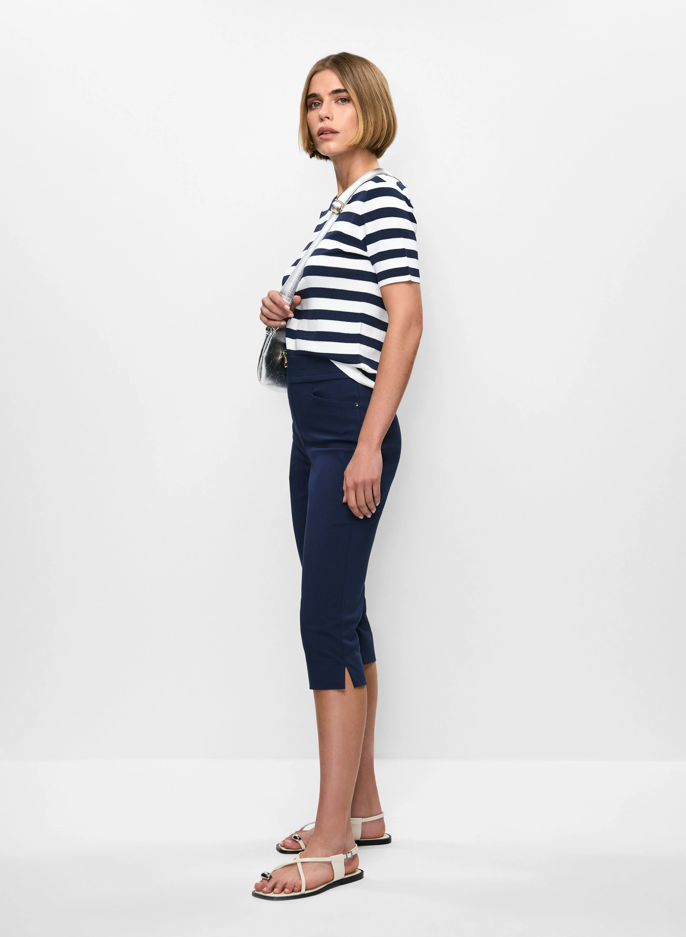 11976-essential-bengaline-capris-5.webp Essential Bengaline Capris