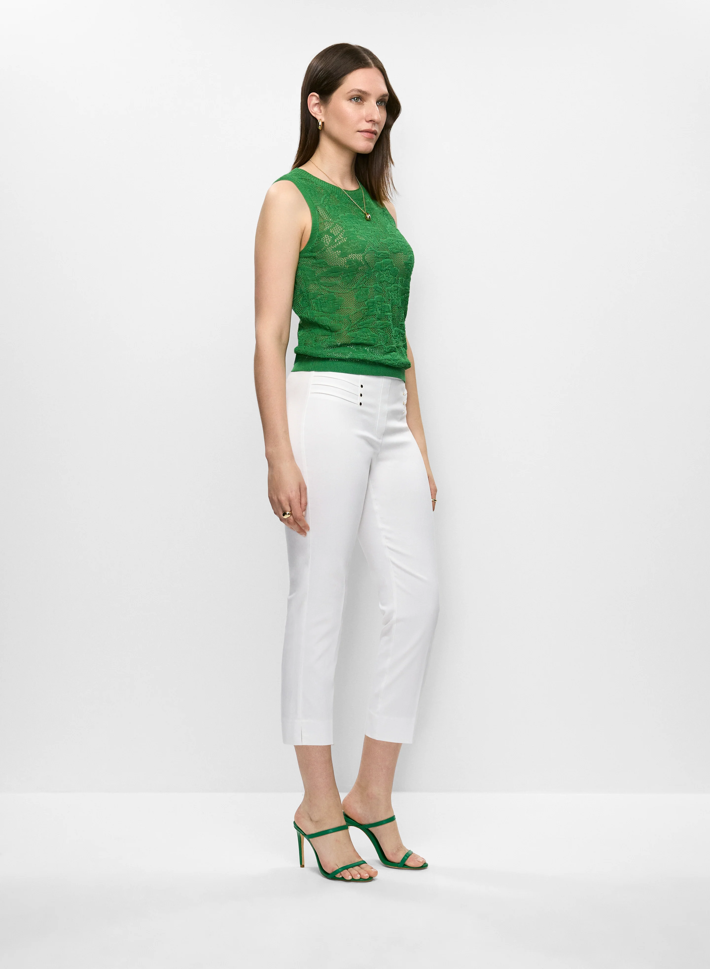 12551-pull-on-slit-hem-capris-5.webp Pull-On Slit Hem Capris
