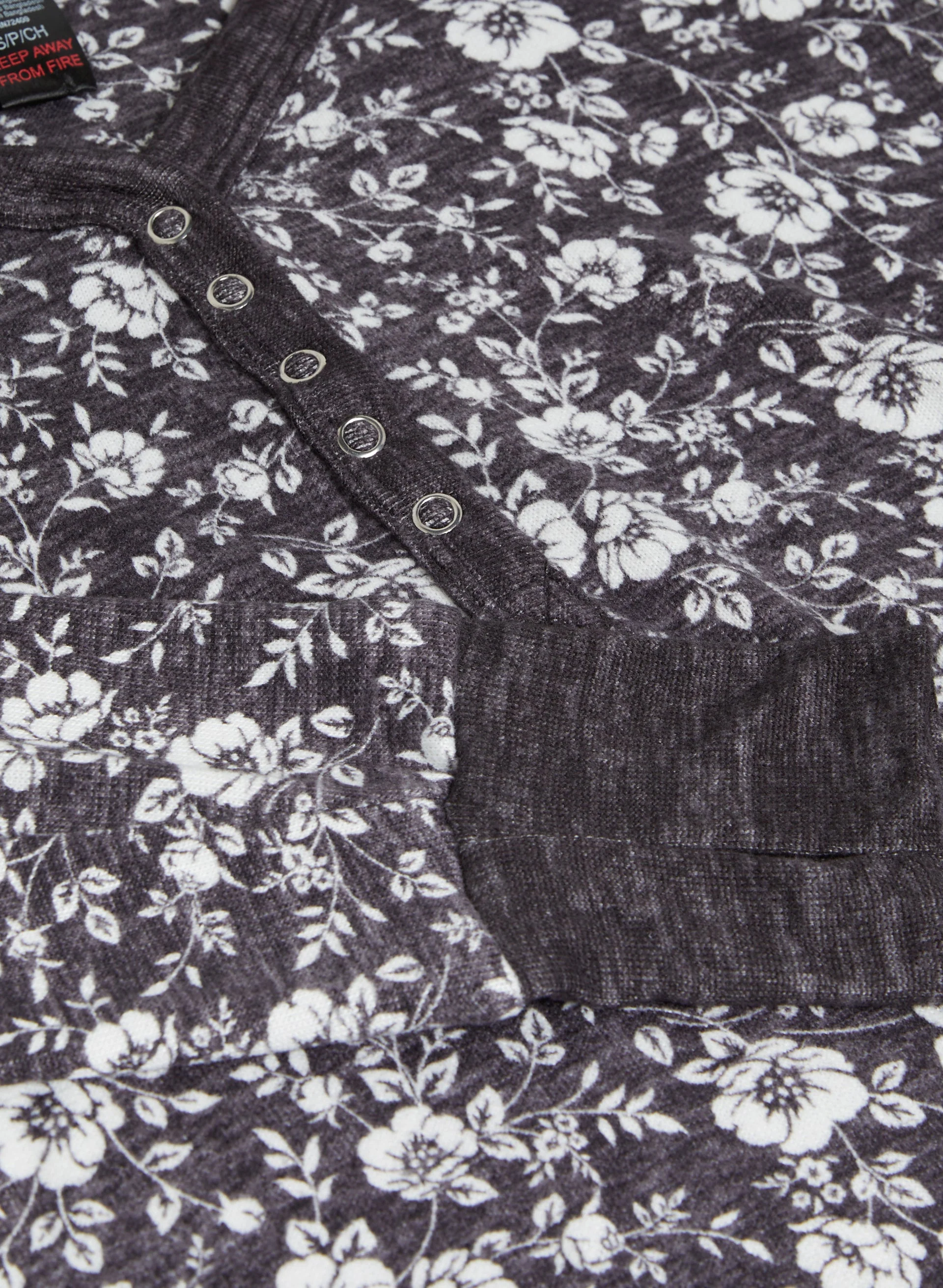 13200-contrast-floral-print-sleepshirt-7.webp Contrast Floral Print Sleepshirt