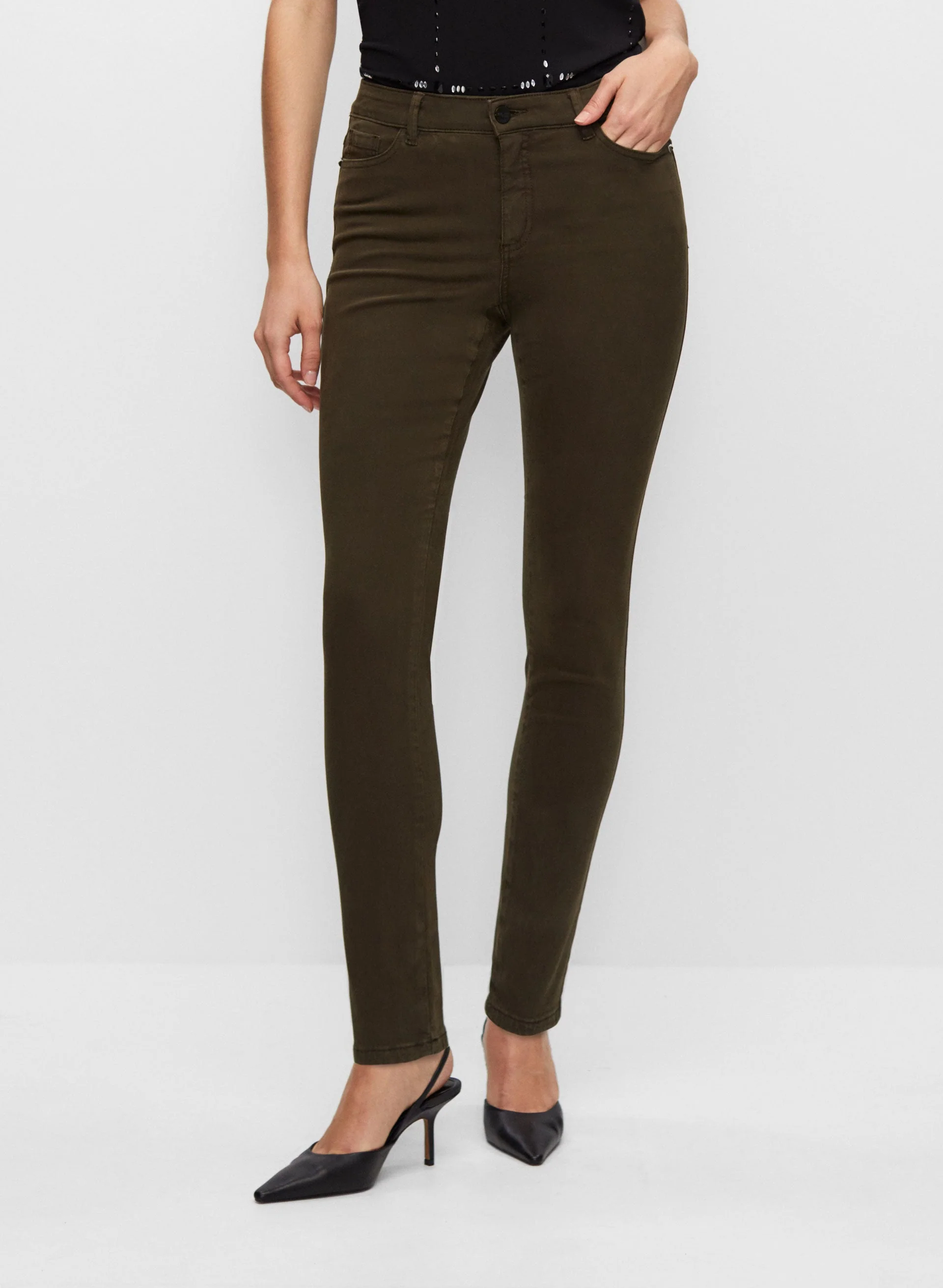 13550-super-soft-slim-leg-jeans-1.webp Super Soft Slim Leg Jeans