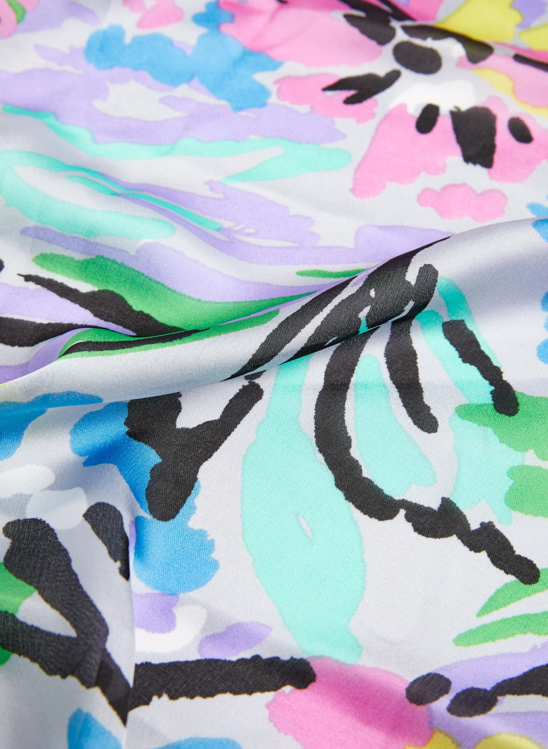 13814-floral-print-scarf-2.webp Floral Print Scarf