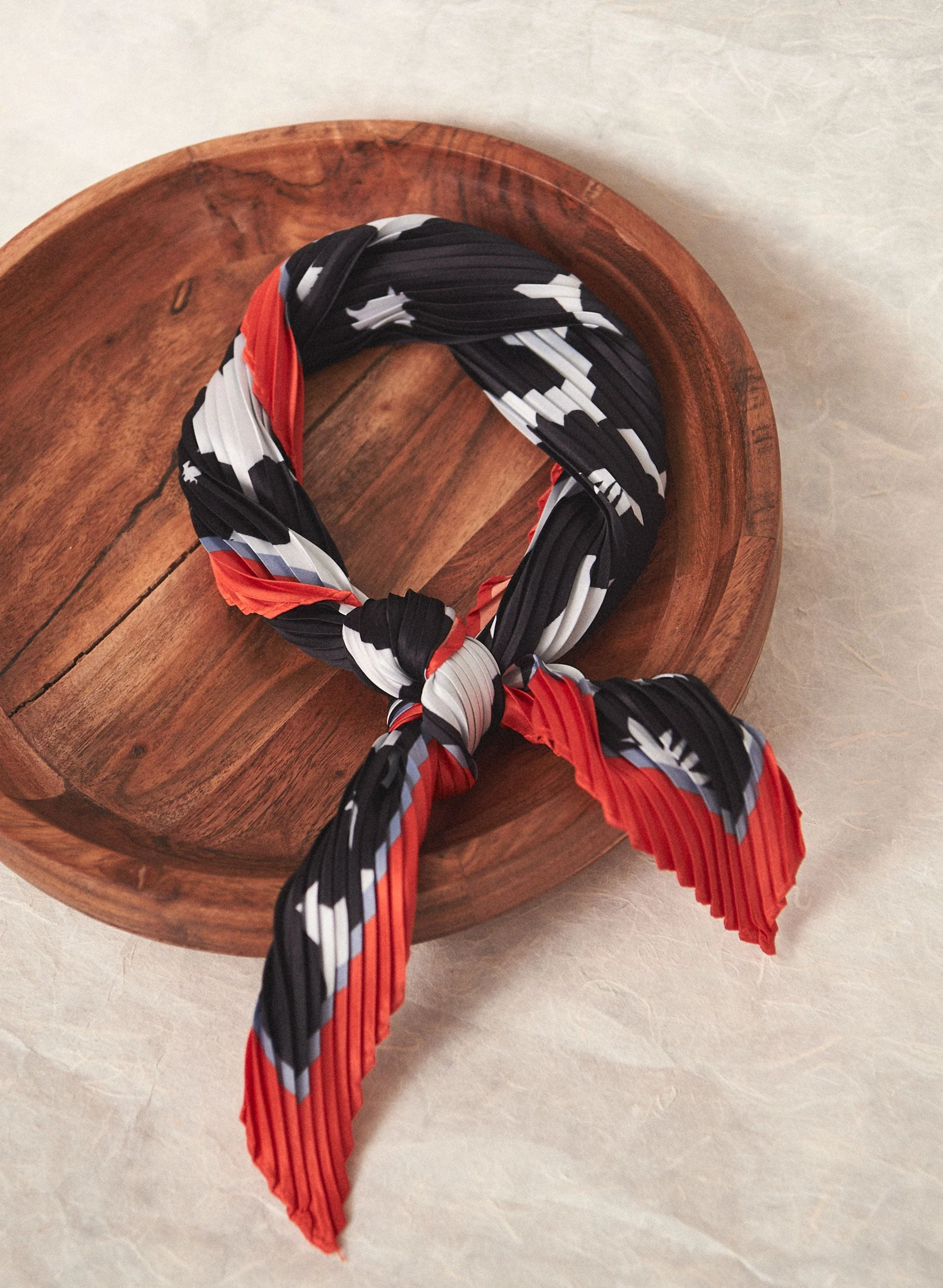 Floral Print Pleated Scarf