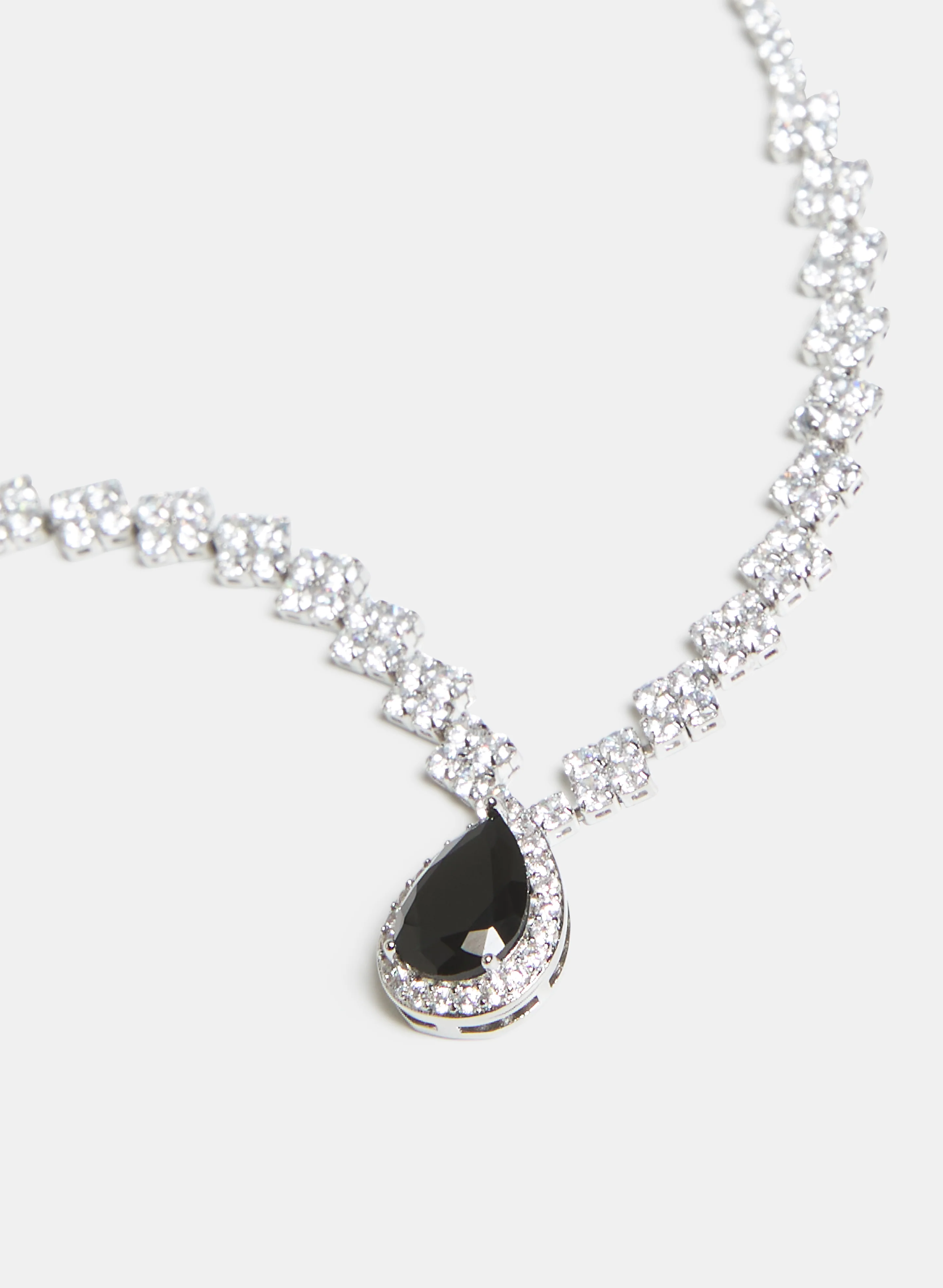 Teardrop Pendant Necklace