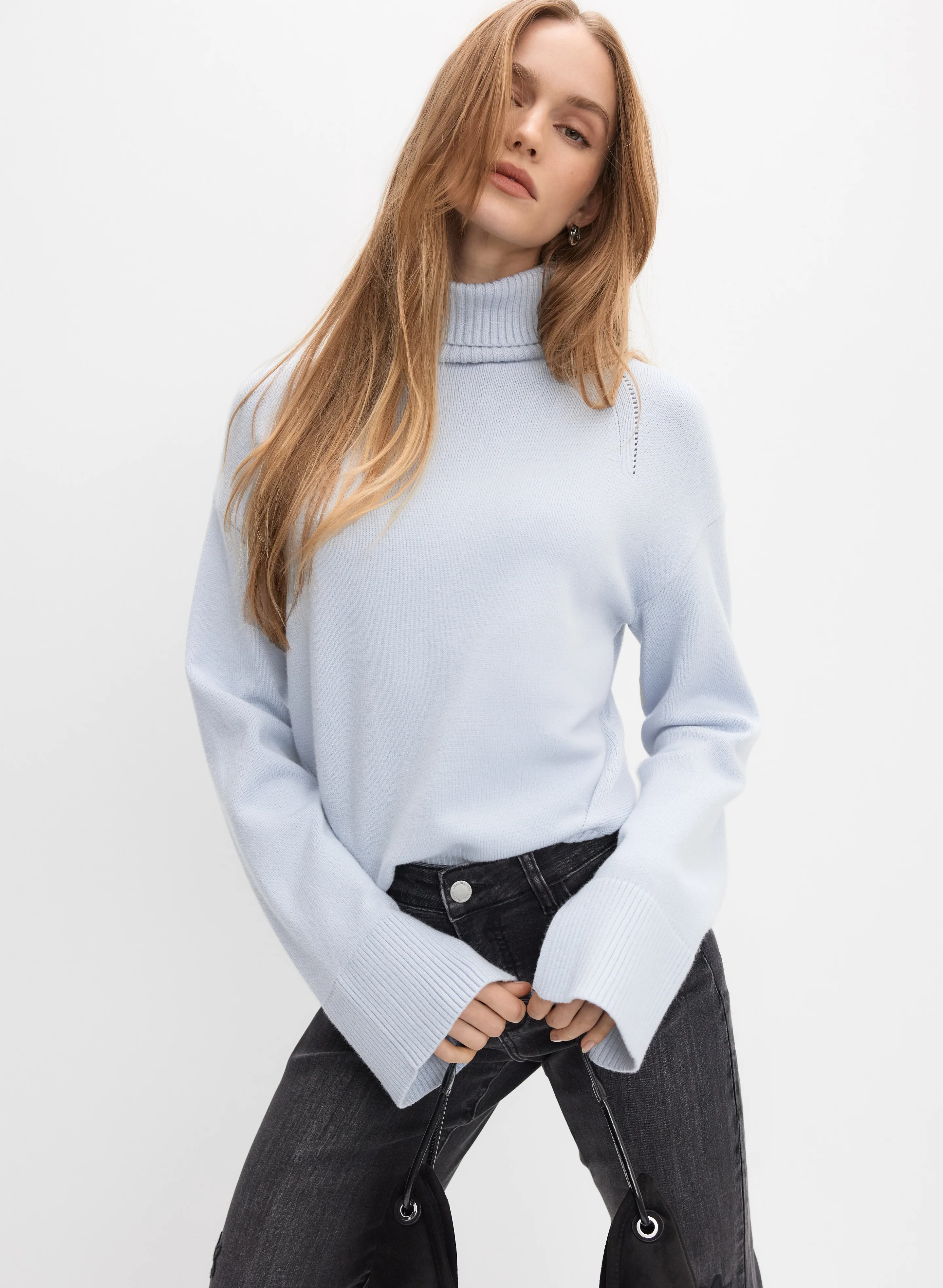 1713-ribbed-detail-turtleneck-sweater-1.webp Ribbed Detail Turtleneck Sweater
