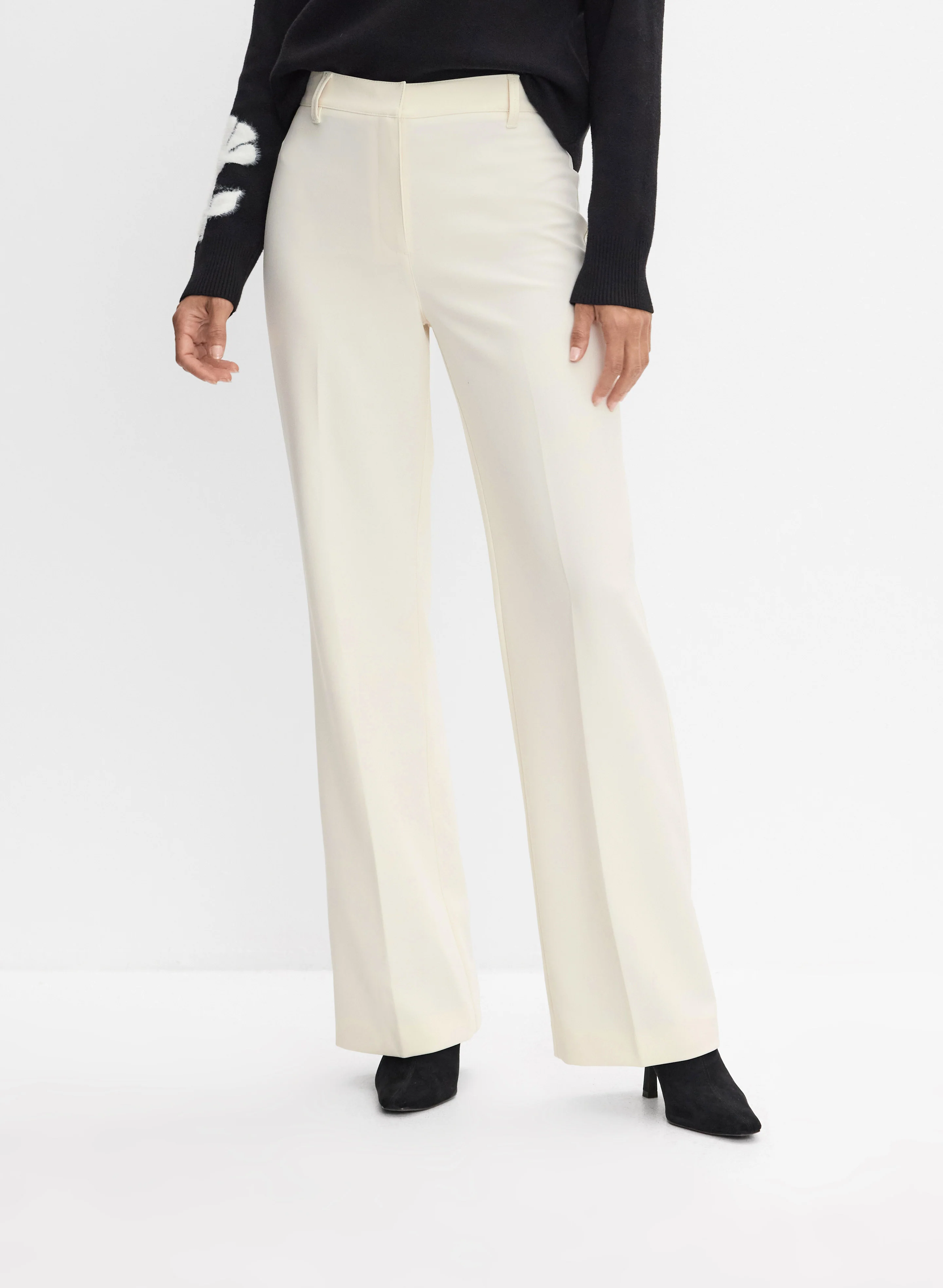 Soho Wide-Leg Pants