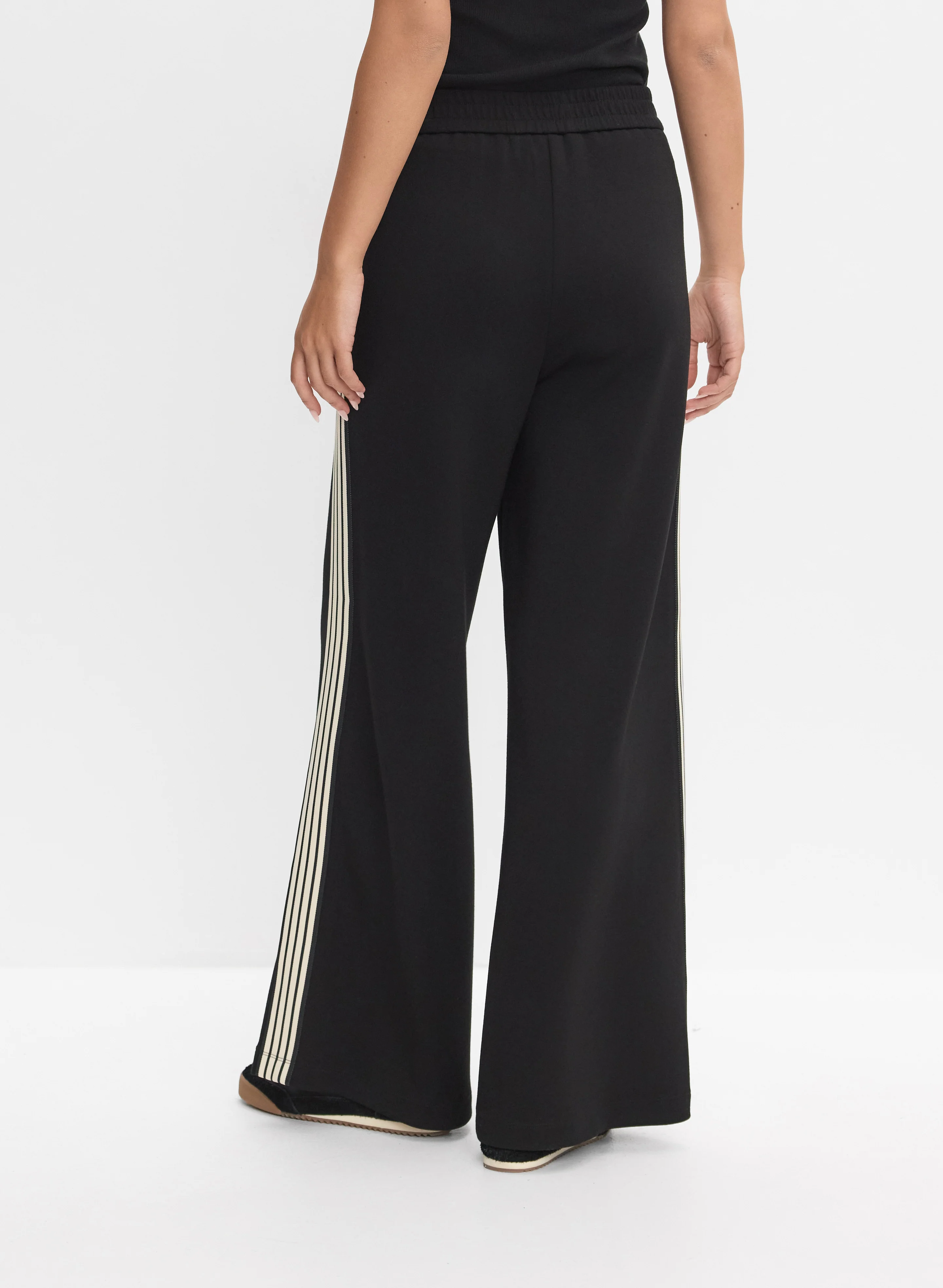Contrast Striped Trim Pants