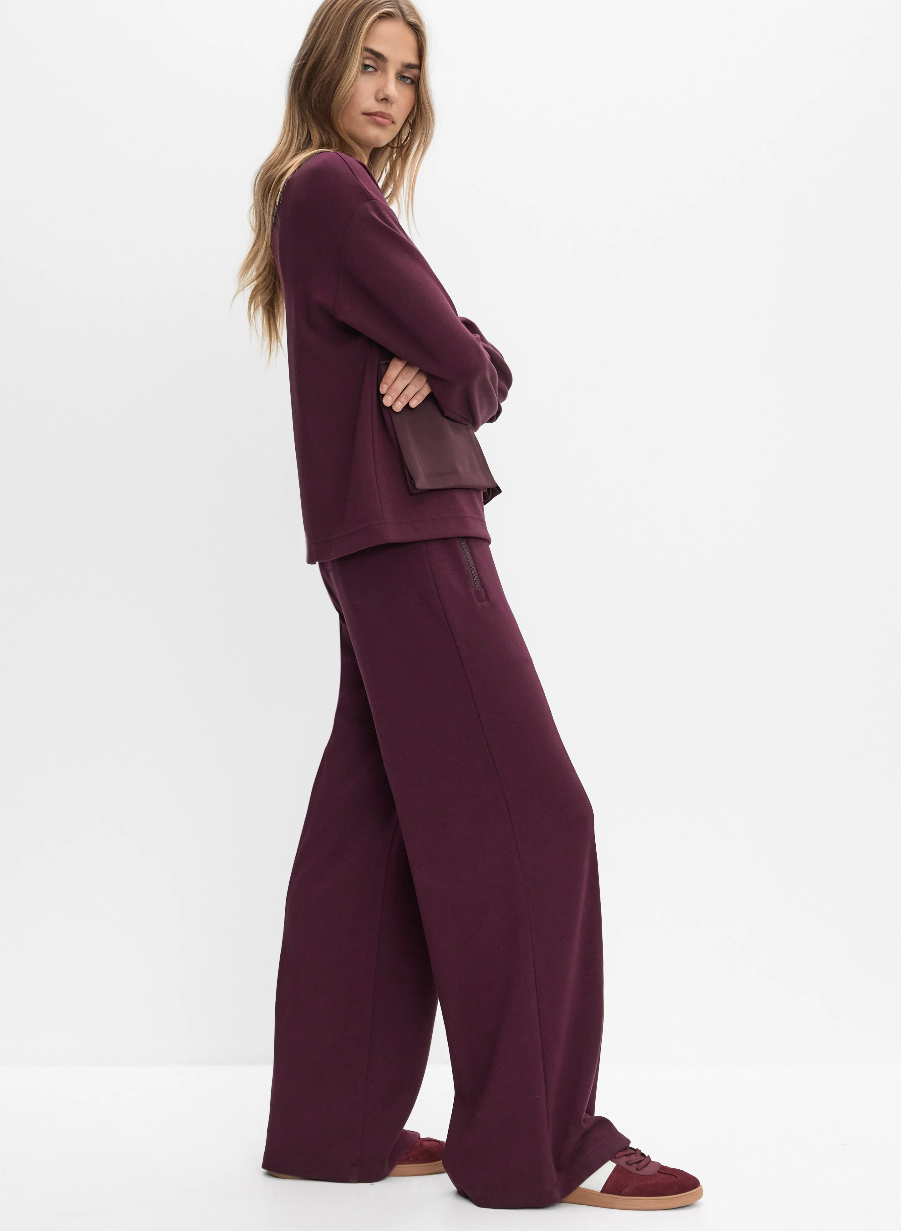 2488-ribbed-waist-wide-leg-pants-5.webp Ribbed Waist Wide-Leg Pants