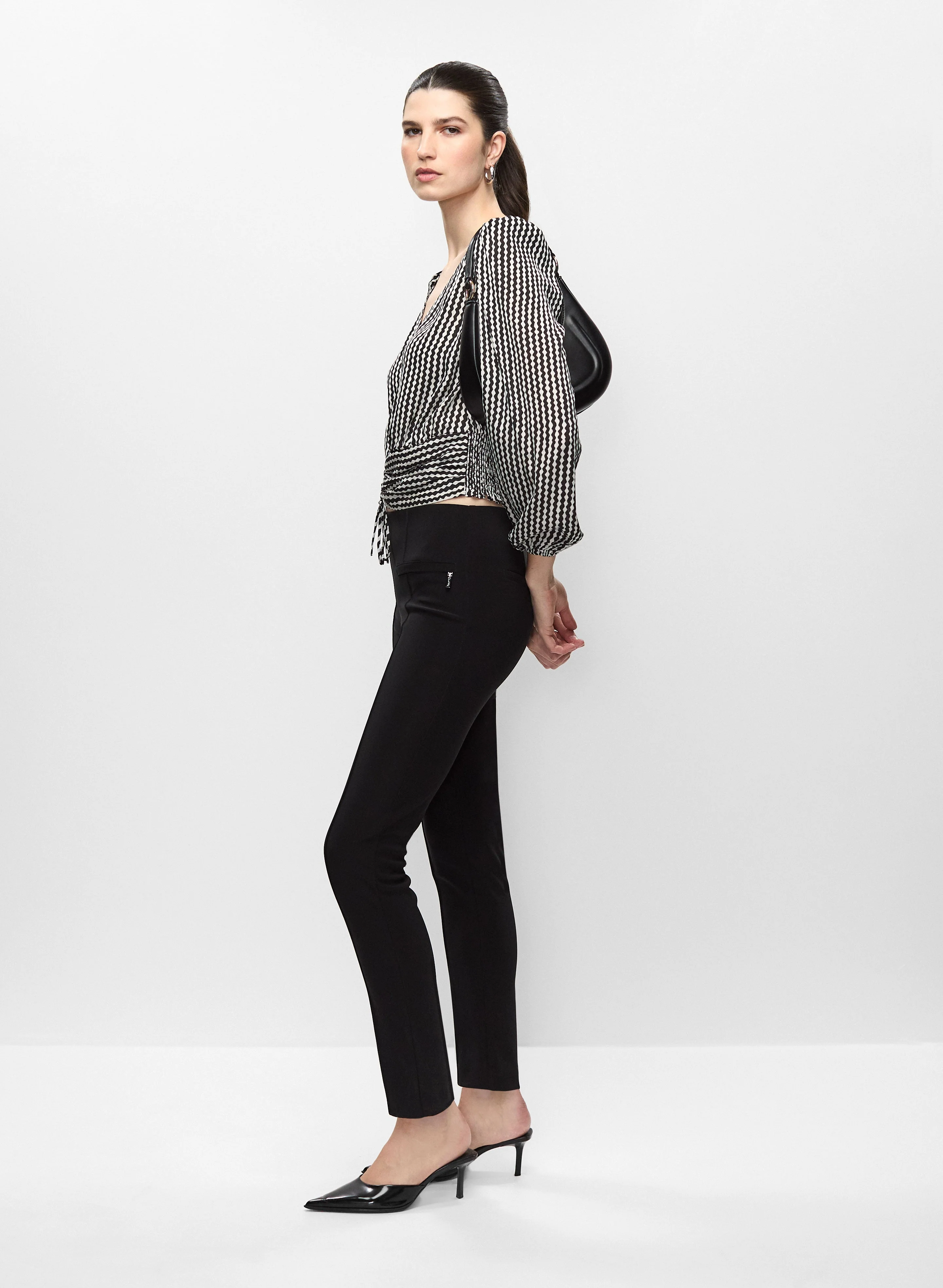 2654-joseph-ribkoff-tapered-pull-on-pants-5.webp Joseph Ribkoff – Tapered Pull On Pants