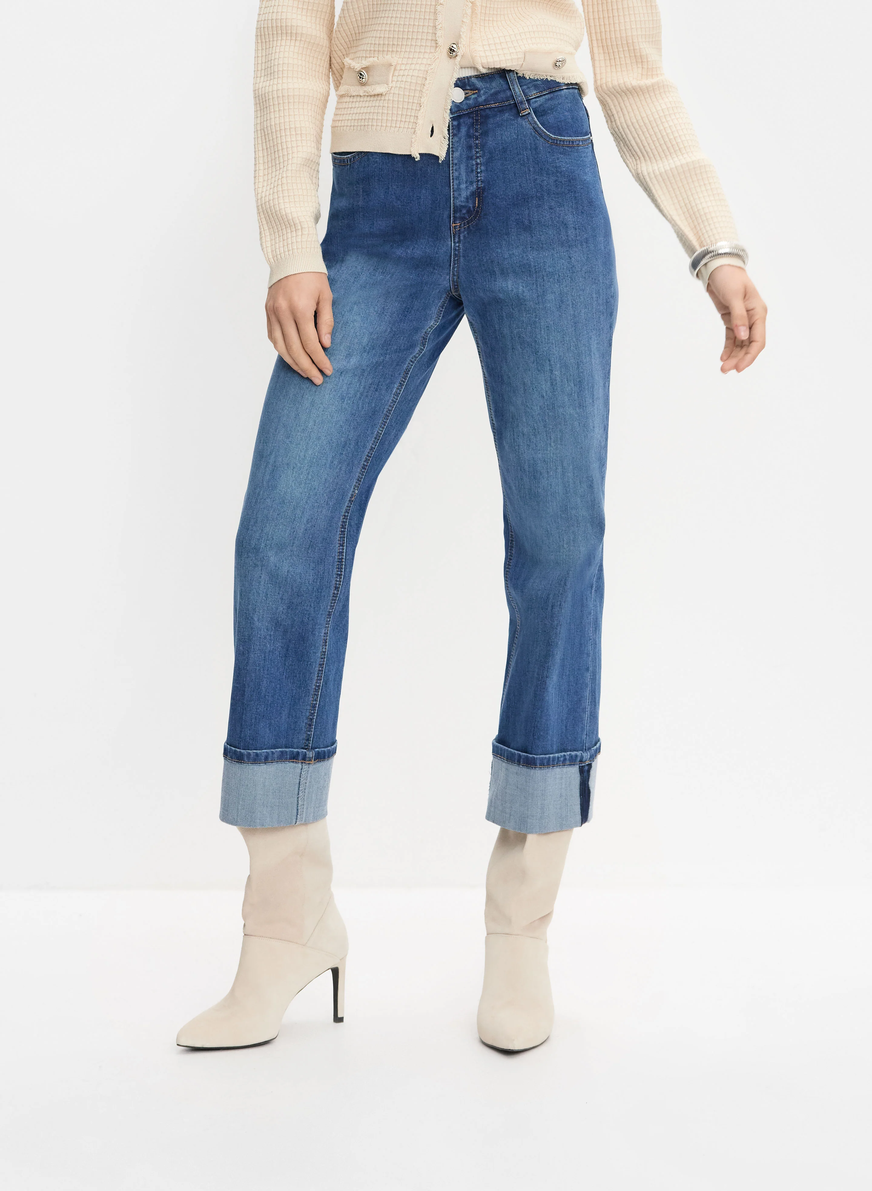 Cuffed Wide-Leg Culotte Jeans