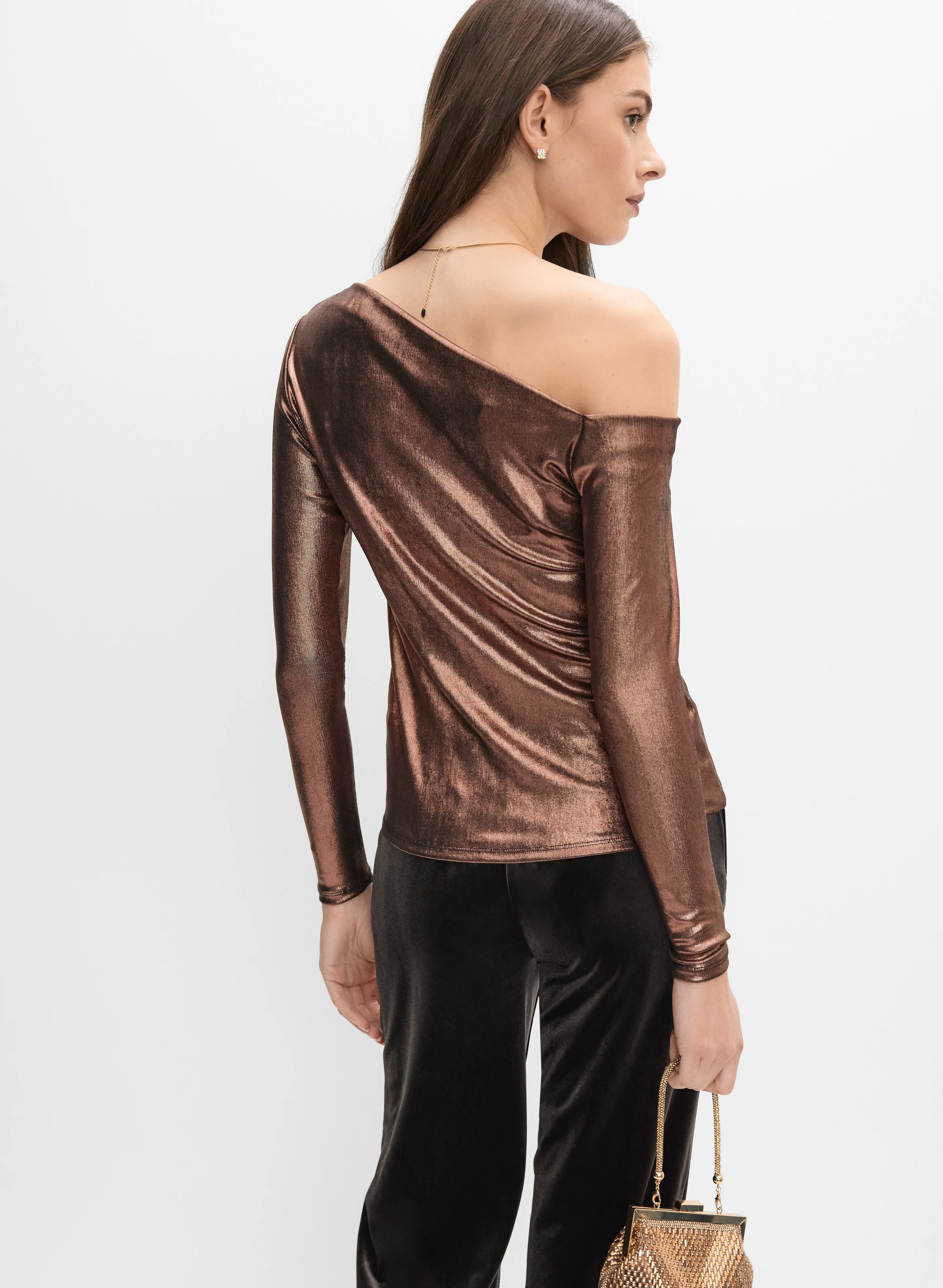 267-asymmetric-off-shoulder-top-4.webp Asymmetric Off-Shoulder Top
