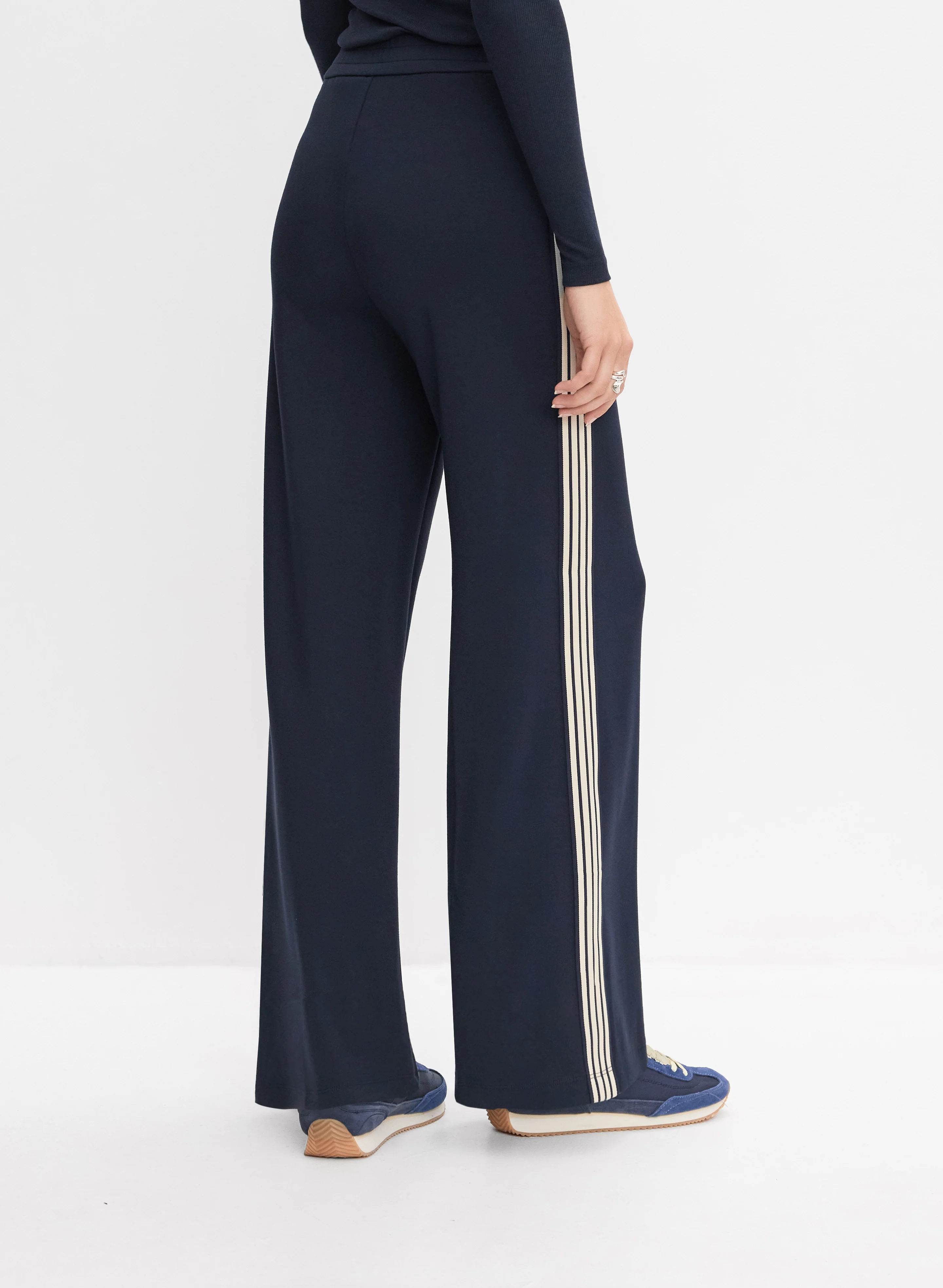 Contrast Striped Trim Pants