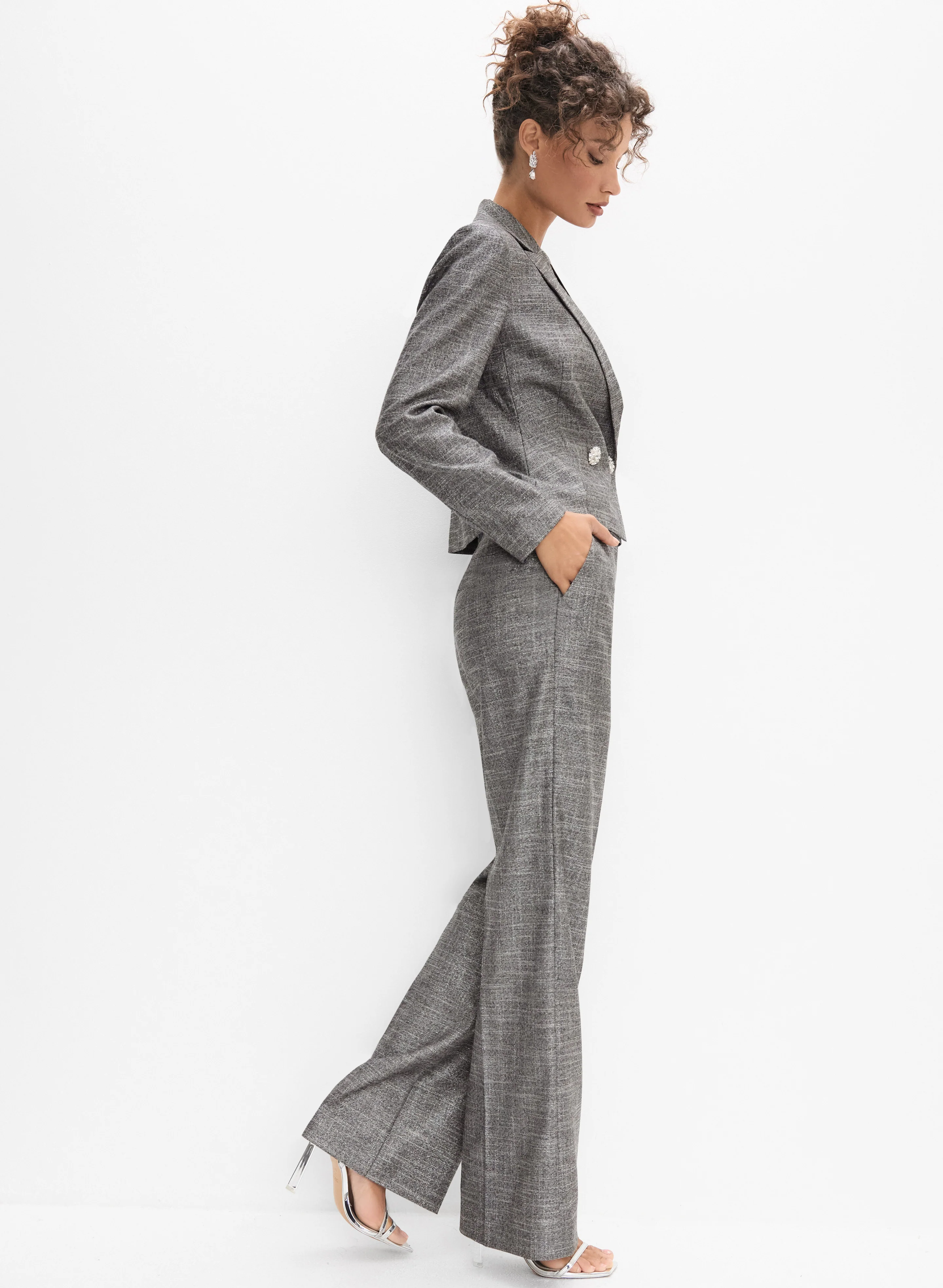 34-metallic-thread-detail-pants-5.webp Metallic Thread Detail Pants