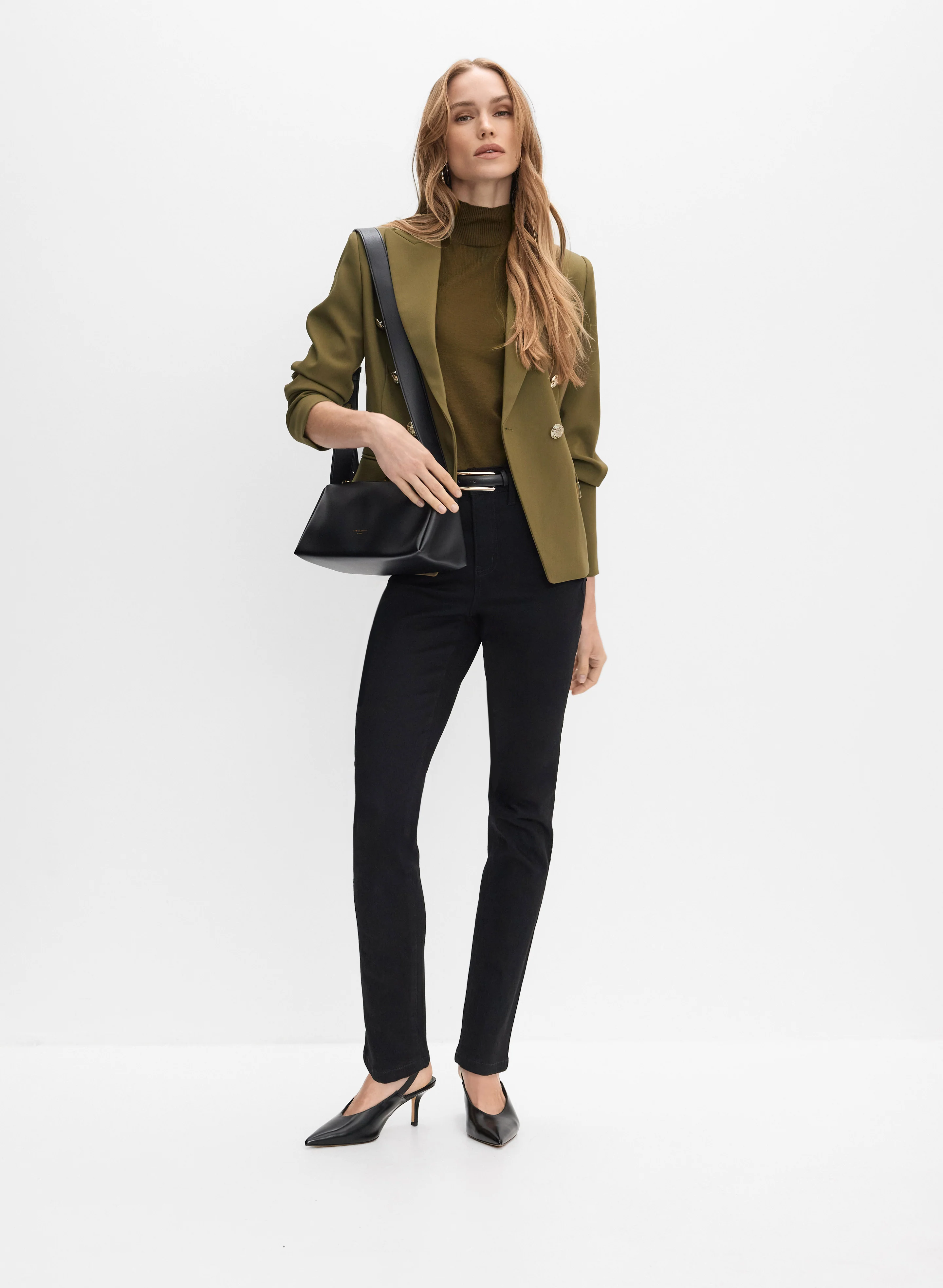 3797-slim-leg-jeans-3.webp Slim-Leg Jeans