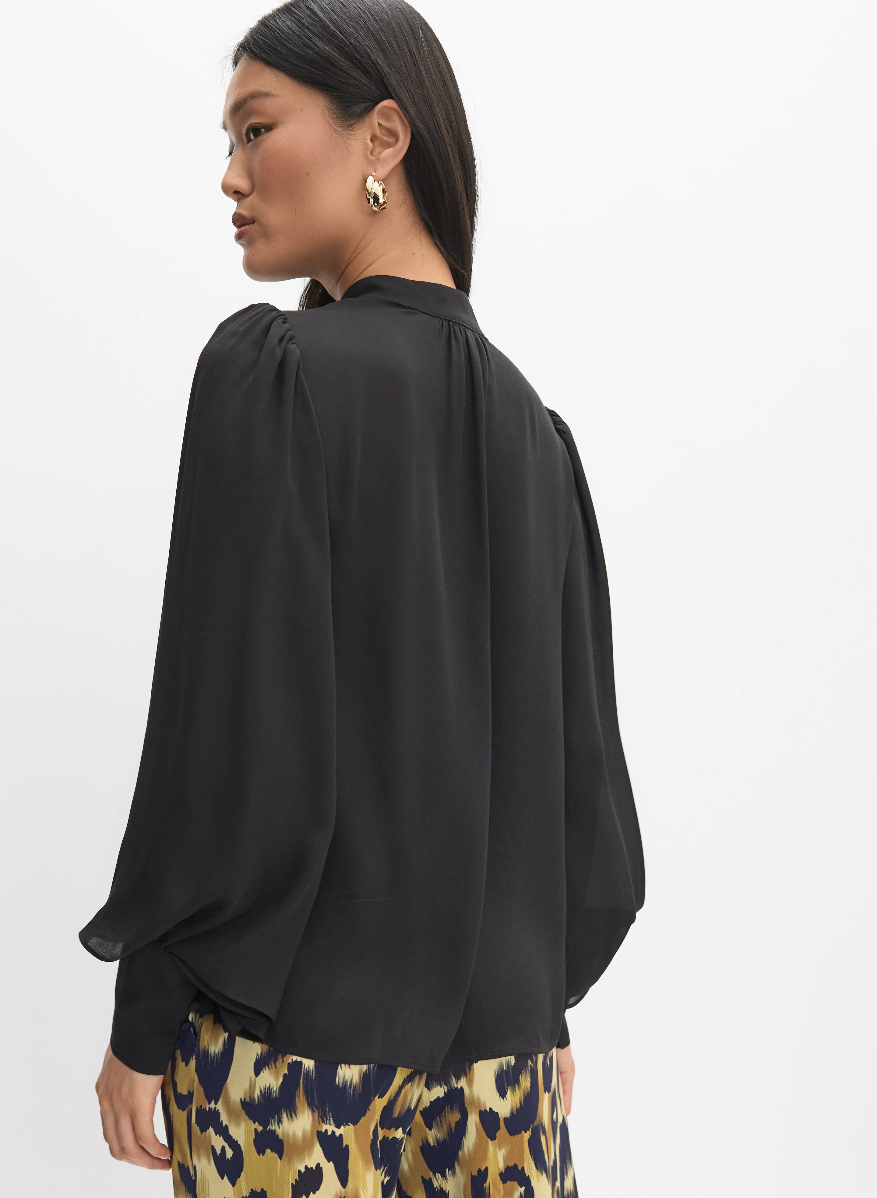 3981-balloon-sleeve-blouse-4.webp Balloon Sleeve Blouse