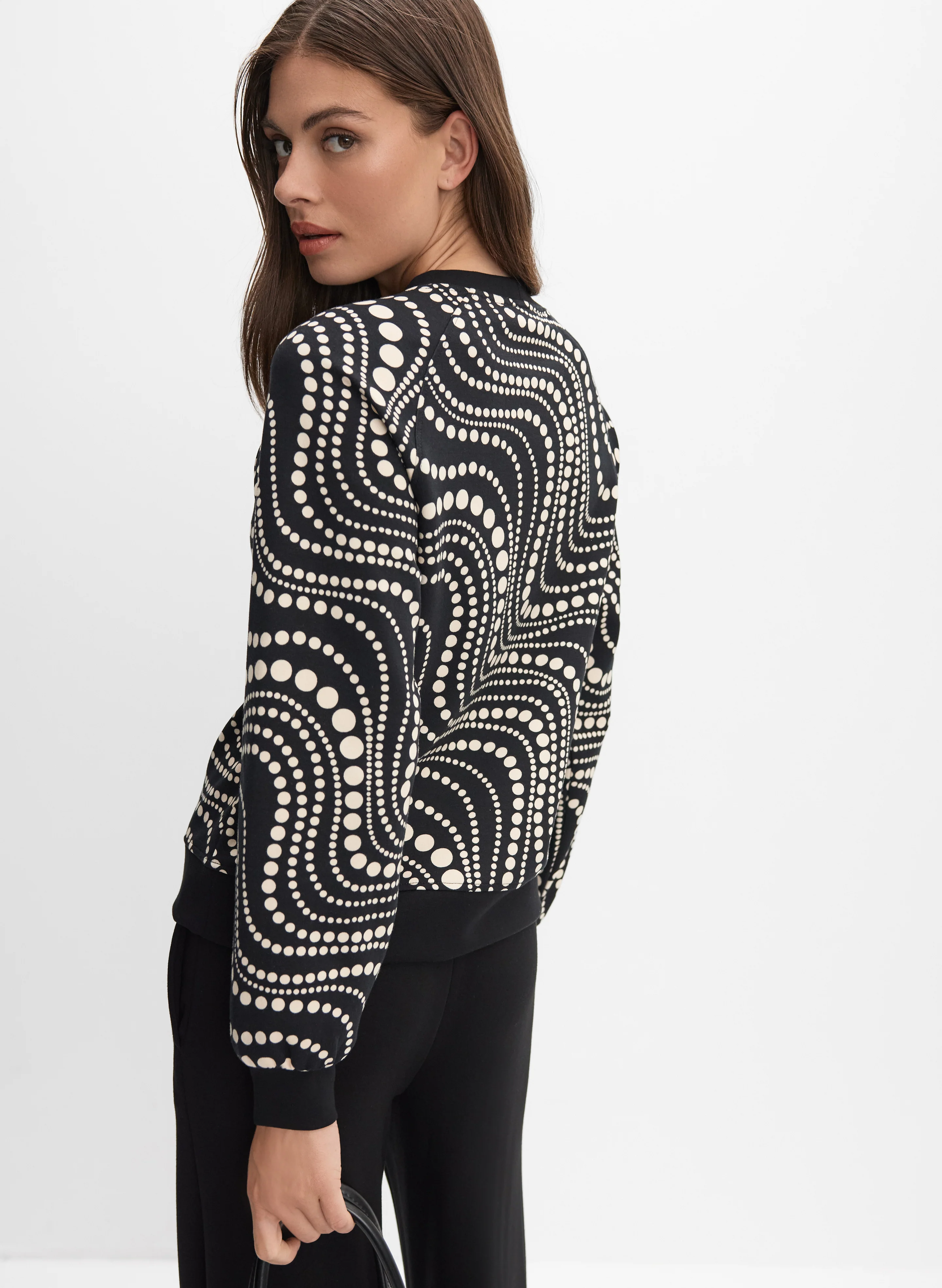 4071-dot-print-sweatshirt-5.webp Dot Print Sweatshirt