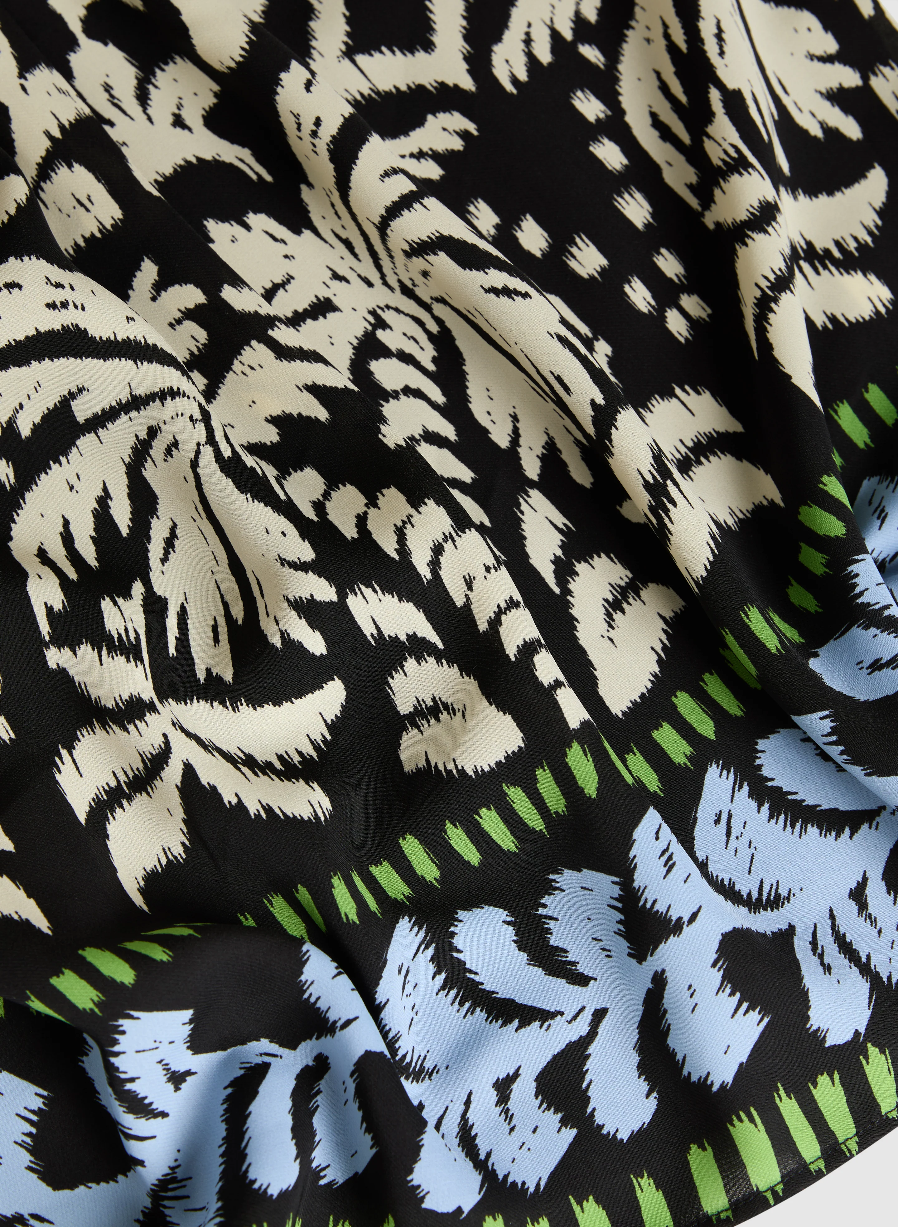 5006-palm-print-top-6.webp Palm Print Top