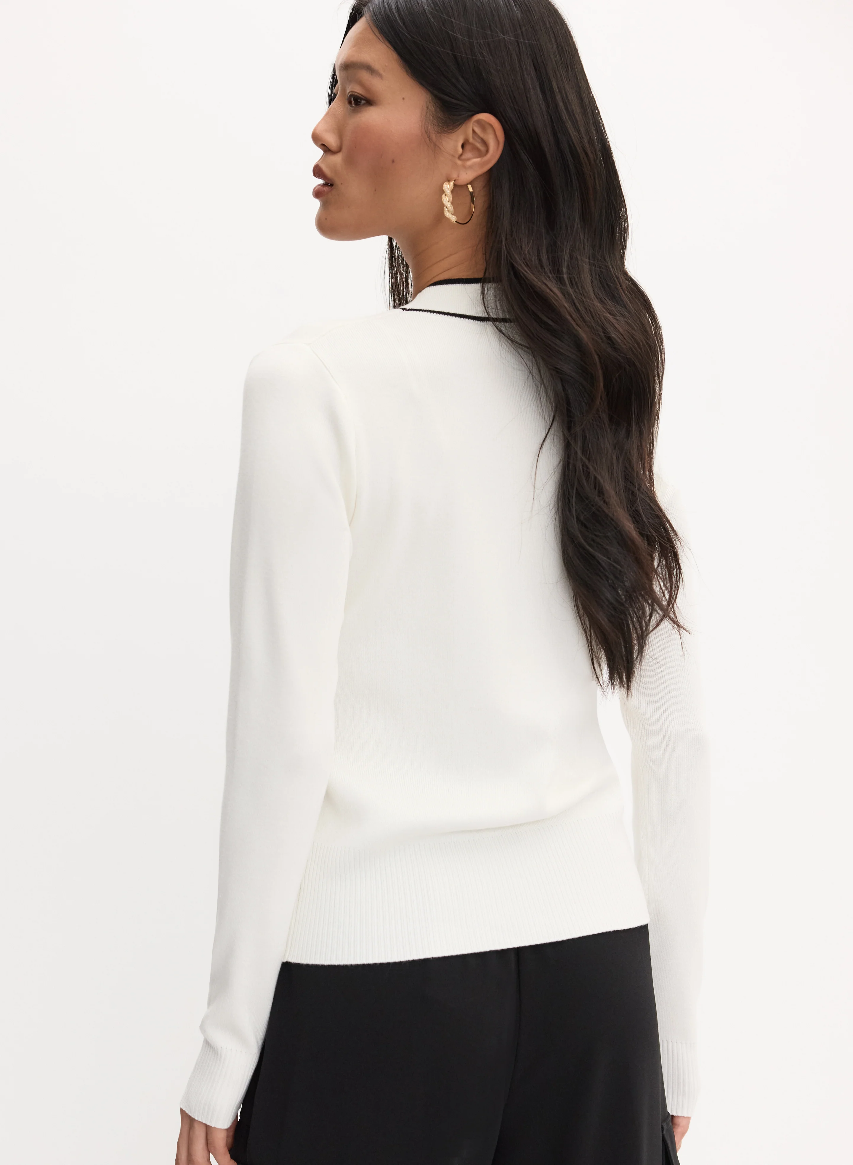 5189-chain-button-cardigan-4.webp Chain Button Cardigan
