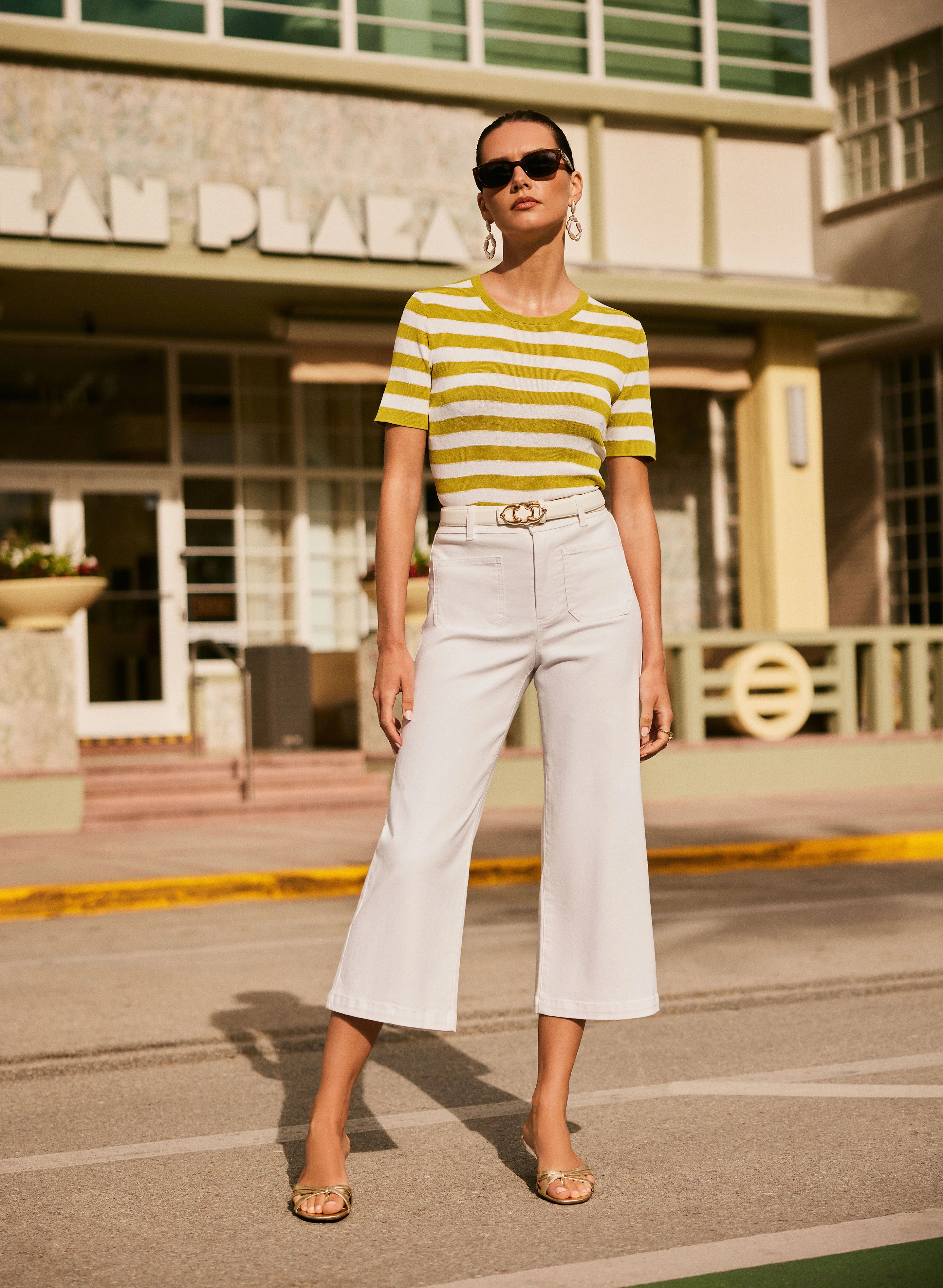 5498-patch-pocket-culotte-jeans-3.webp Patch Pocket Culotte Jeans