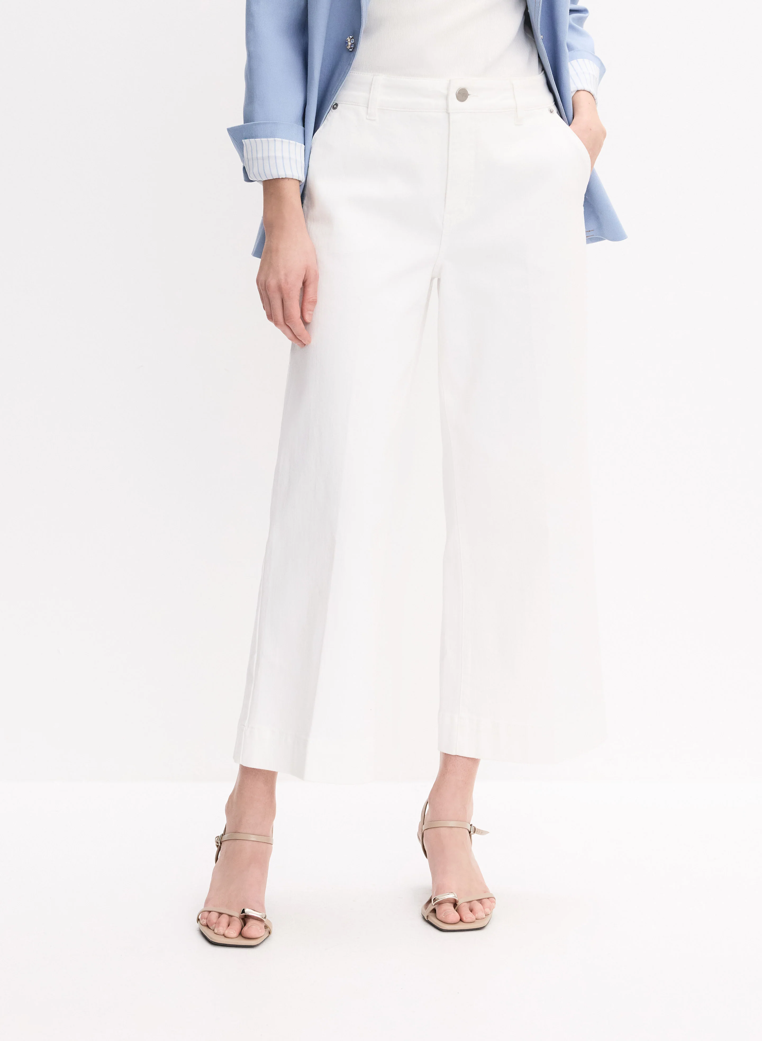Patch Pocket Wide-Leg Culotte Jeans