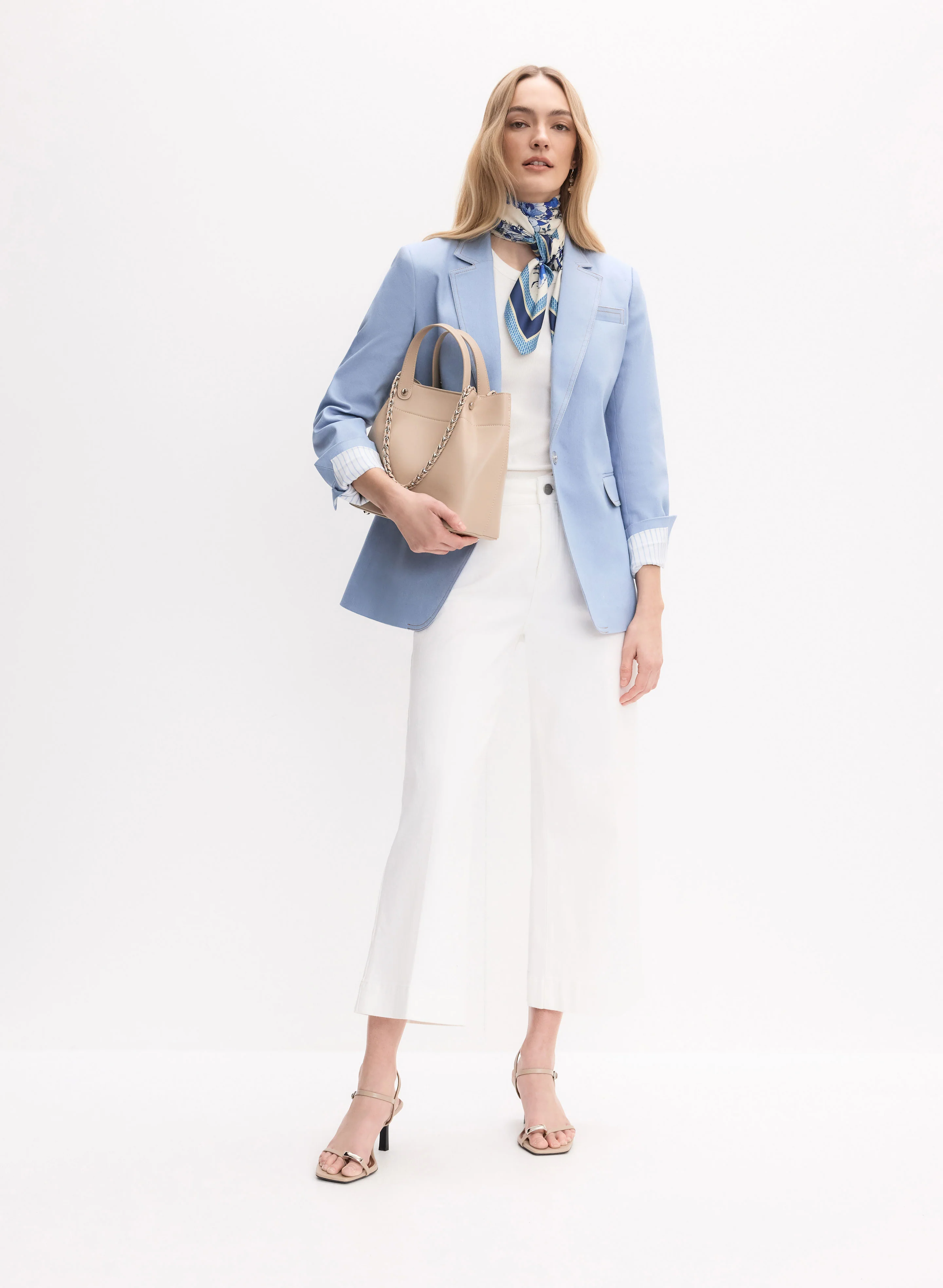 5529-patch-pocket-wide-leg-culotte-jeans-5.webp Patch Pocket Wide-Leg Culotte Jeans