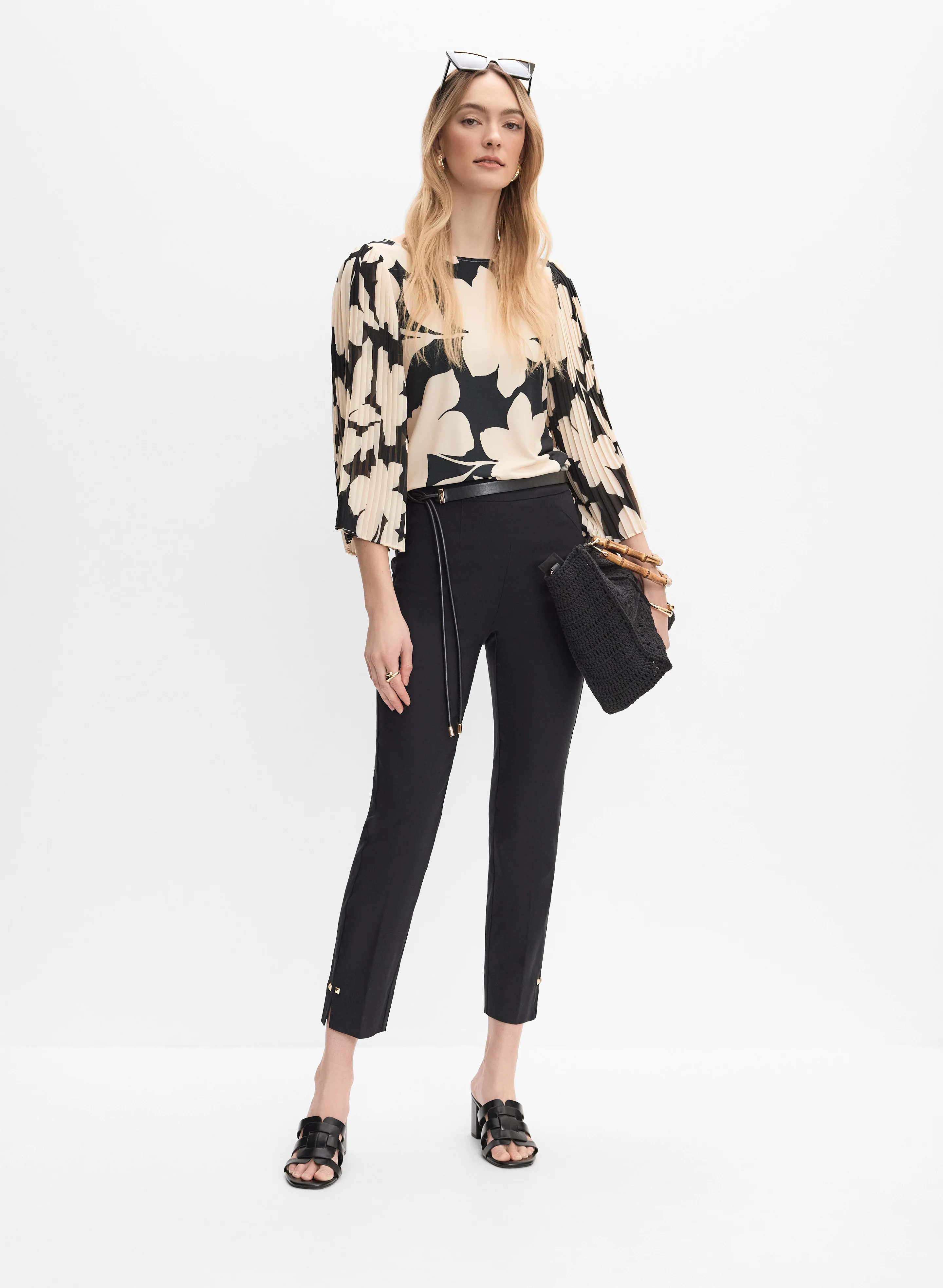 5846-pull-on-pants-3.webp Pull-On Pants