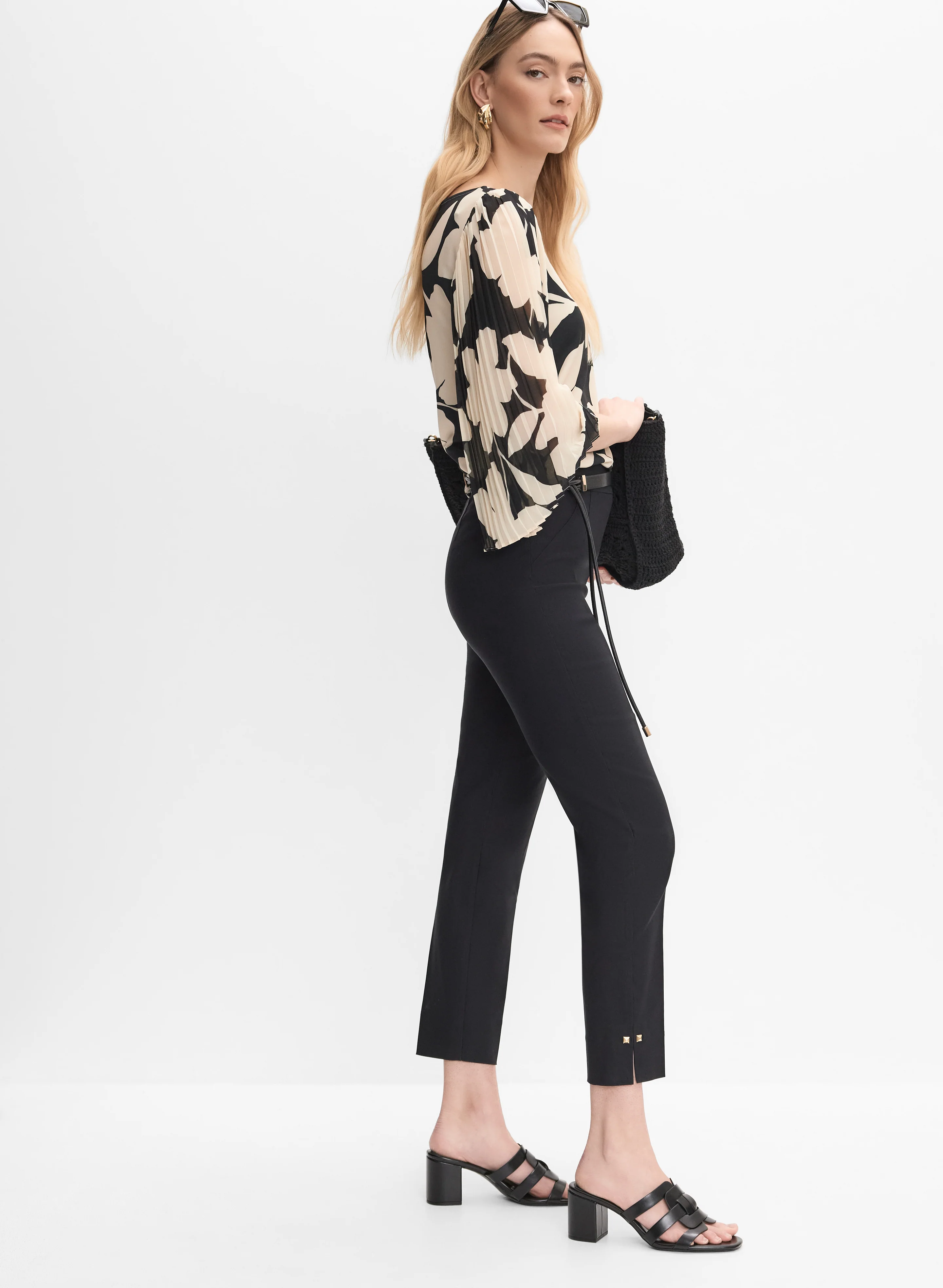 5846-pull-on-pants-5.webp Pull-On Pants