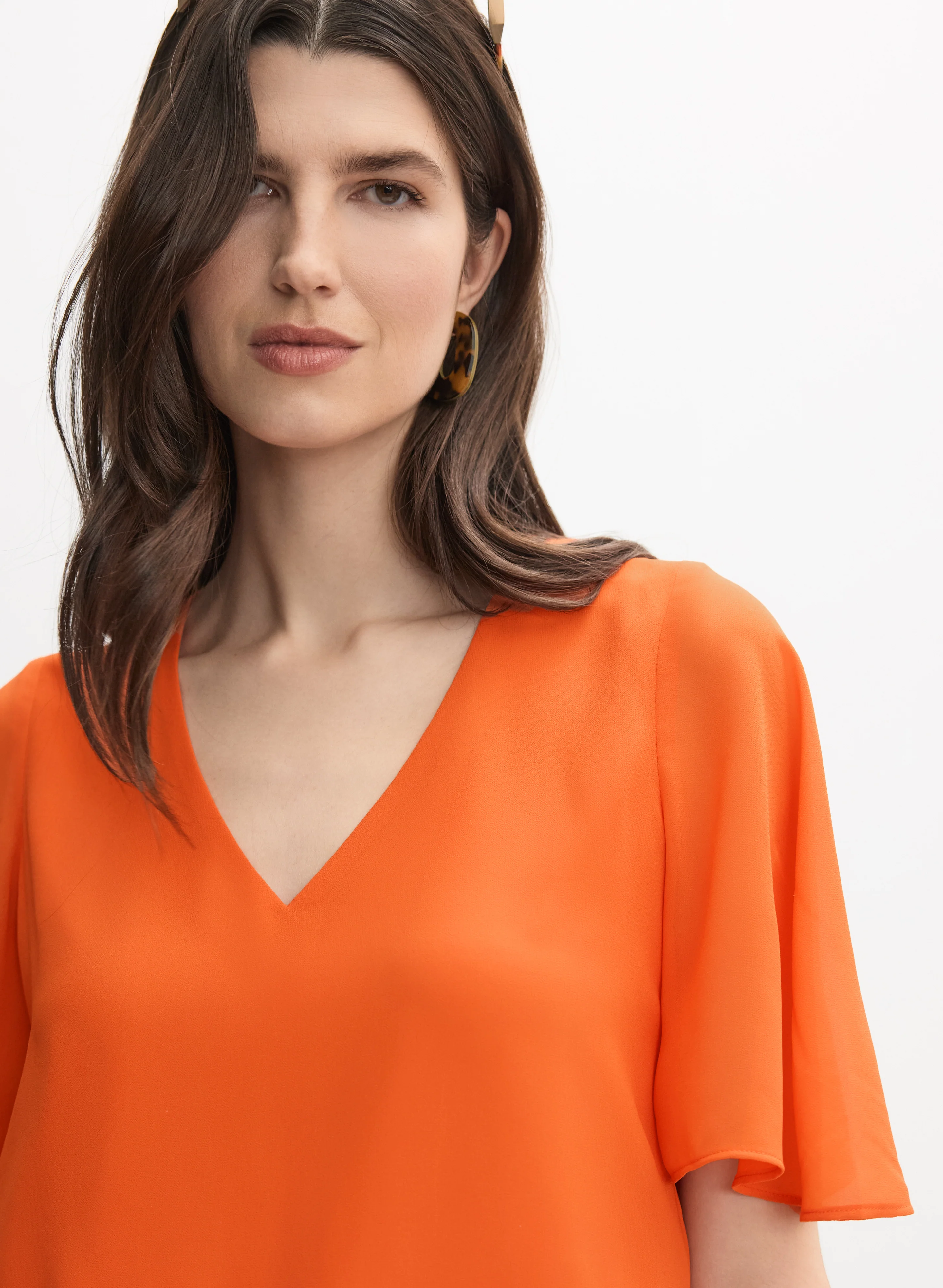 6064-v-neck-chiffon-blouse-2.webp V-Neck Chiffon Blouse