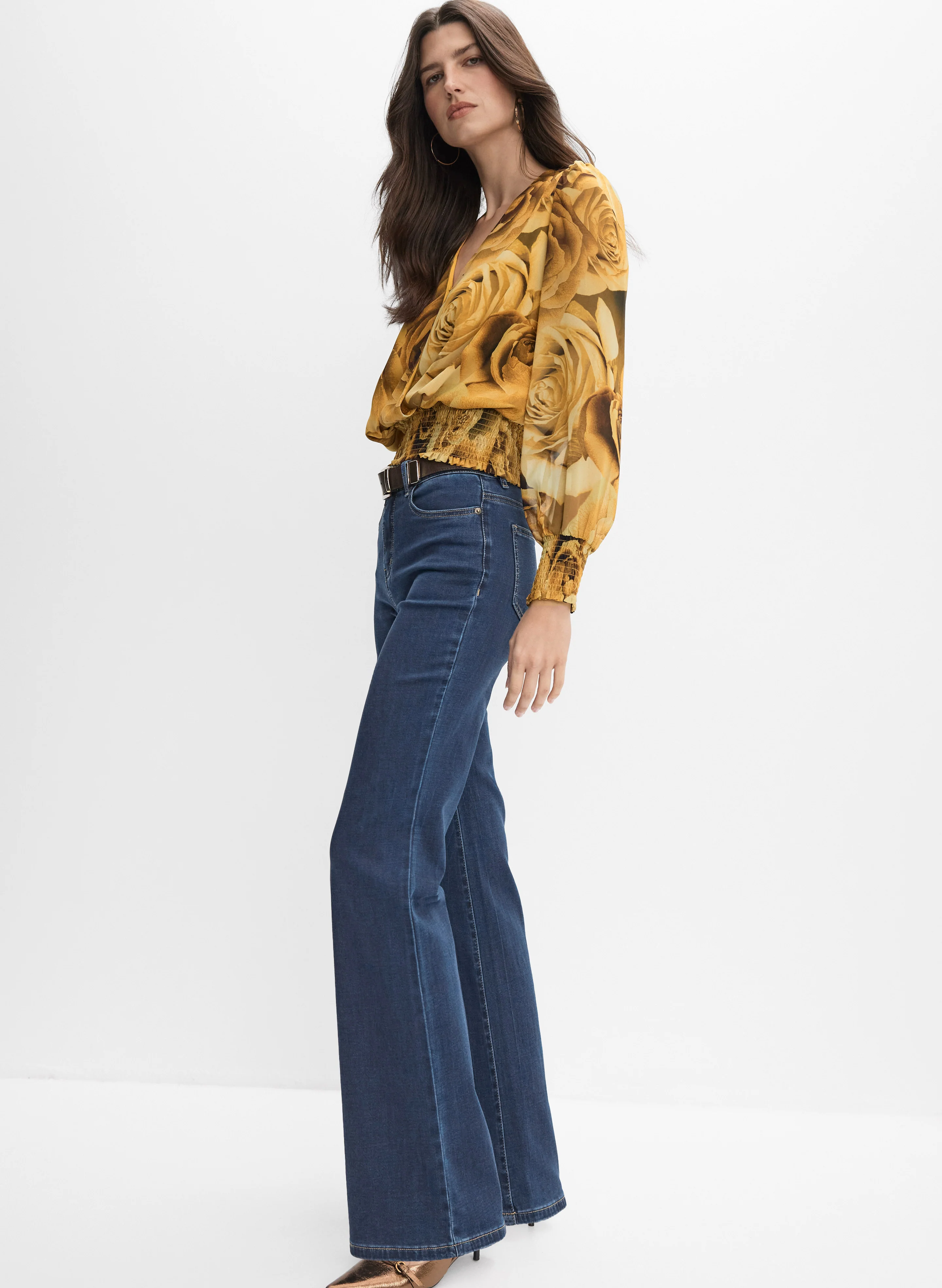 671-flare-leg-jeans-5.webp Flare-Leg Jeans
