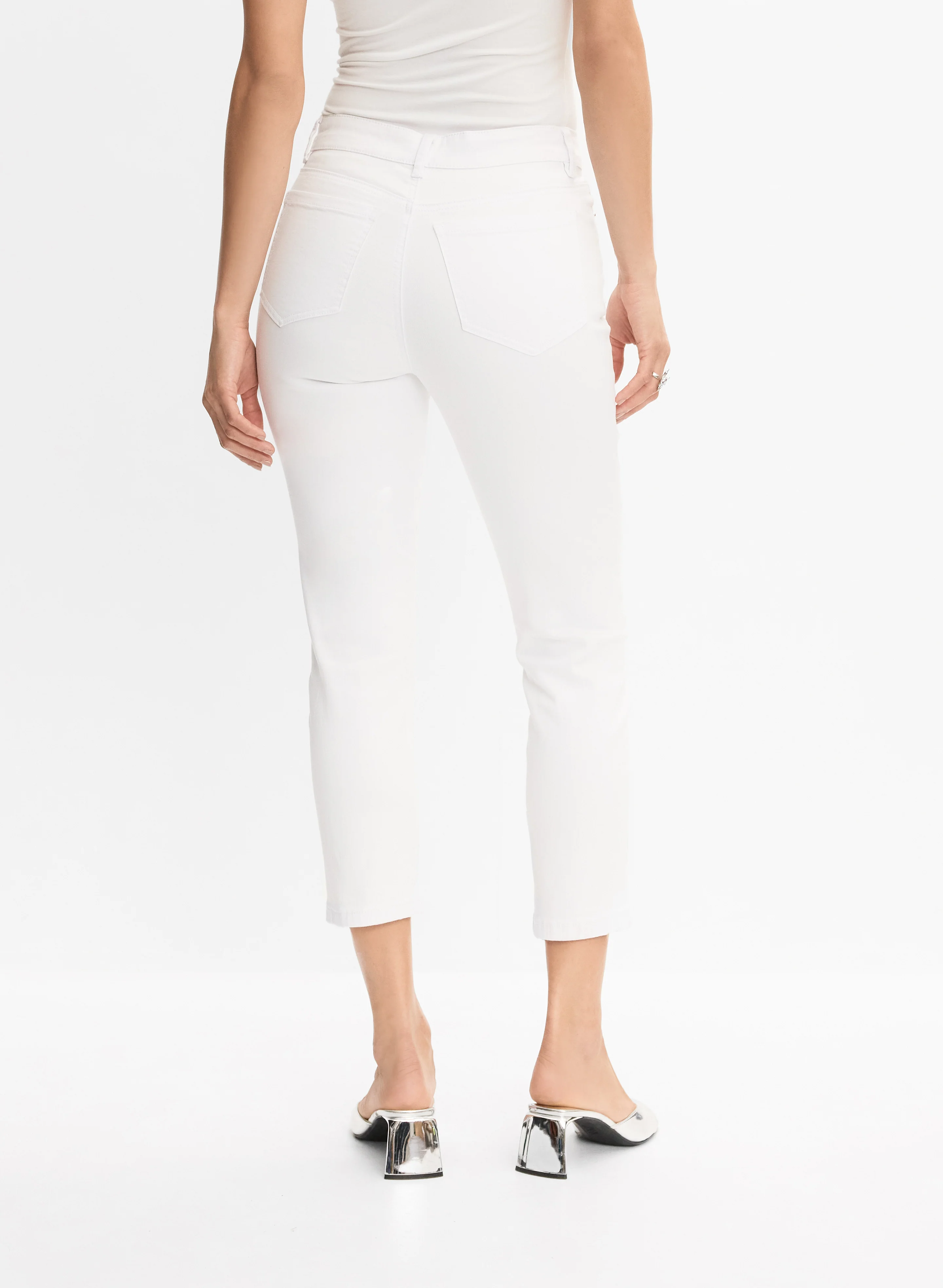 6746-lace-insert-capris-4.webp Lace Insert Capris