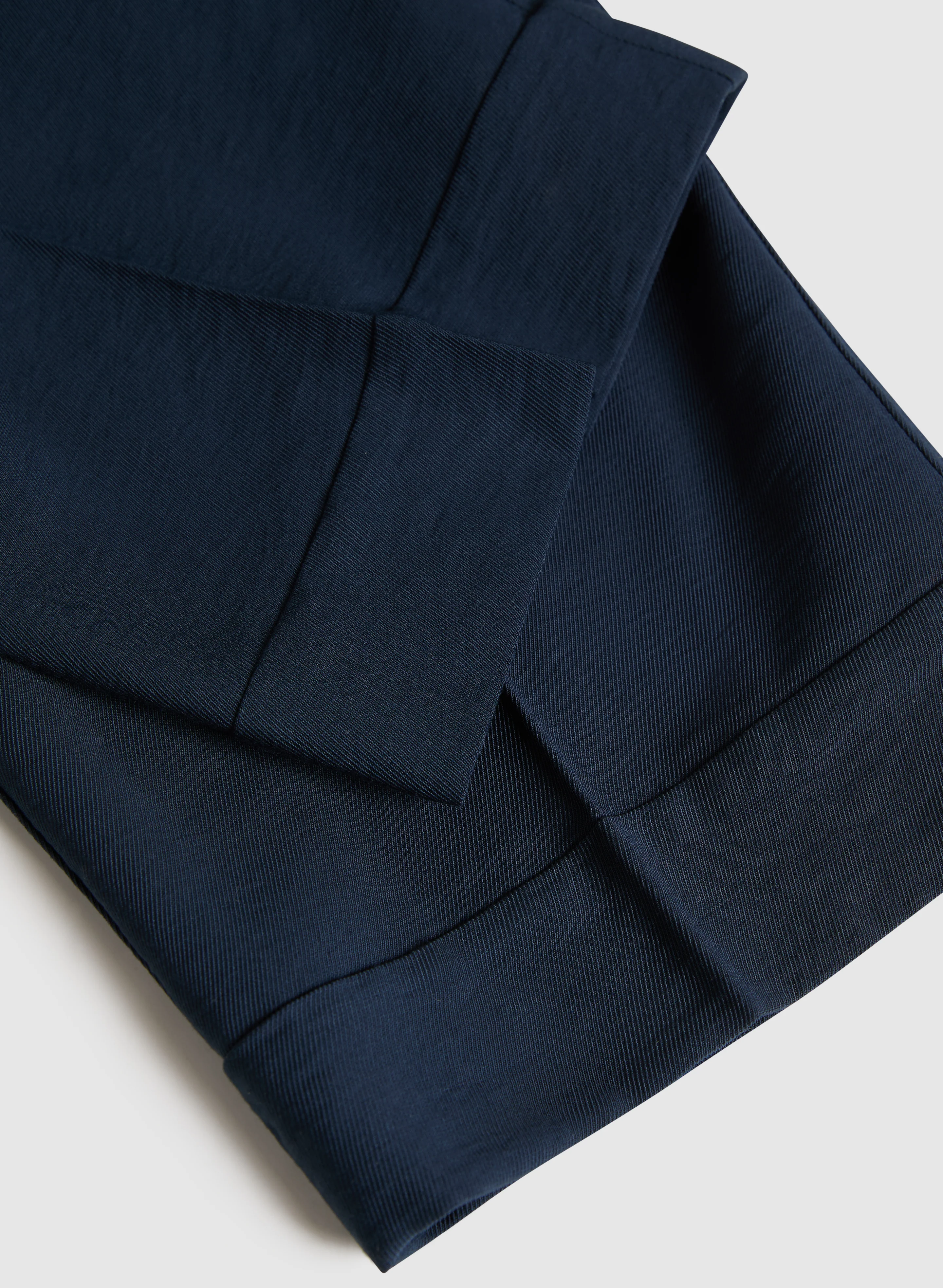 6814-elastic-waist-capris-7.webp Elastic Waist Capris