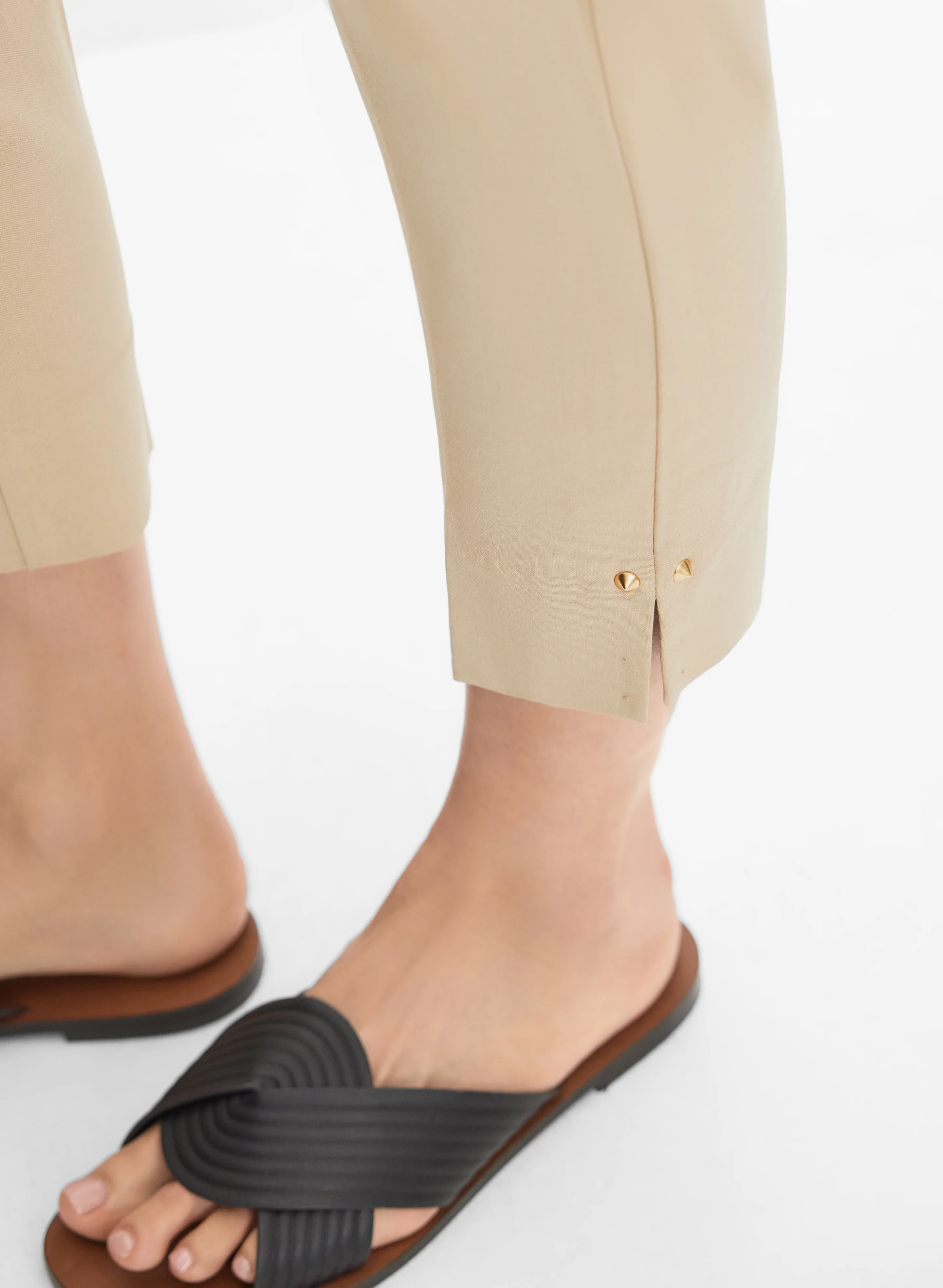 6914-pull-on-capris-4.webp Pull-On Capris