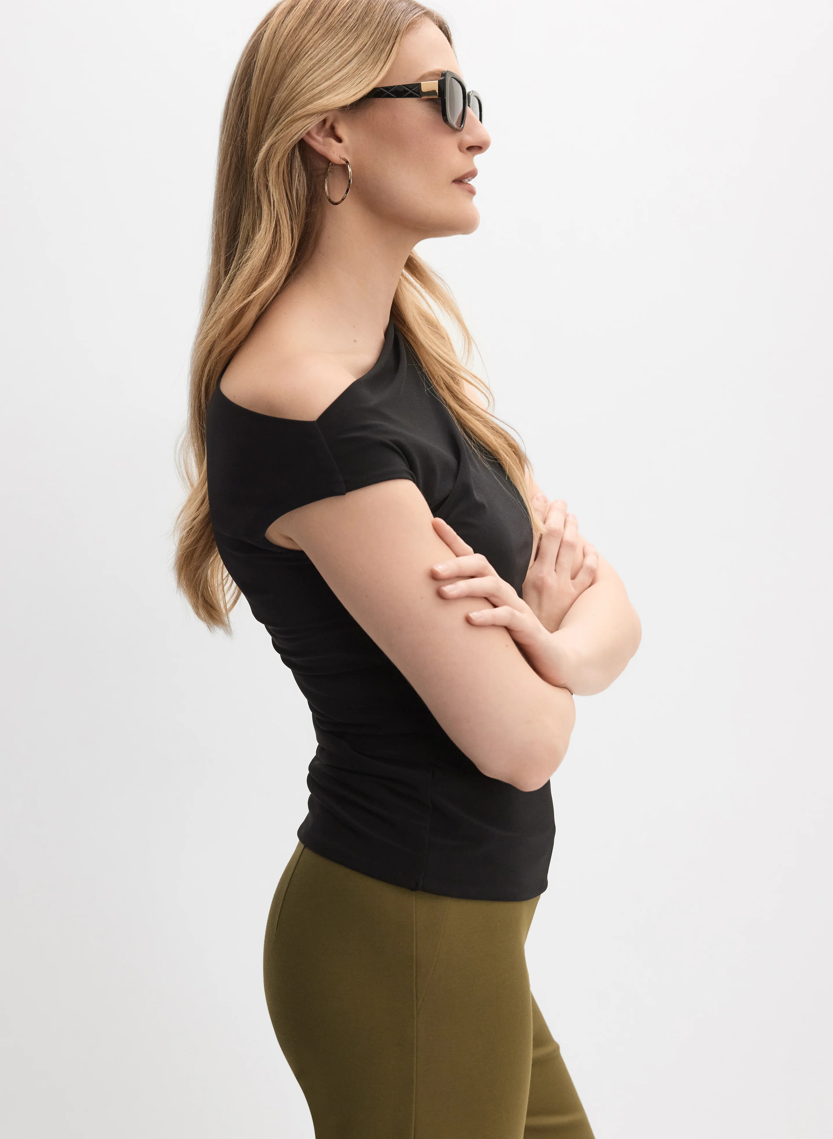 7223-asymmetric-off-shoulder-top-4.webp Asymmetric Off-Shoulder Top