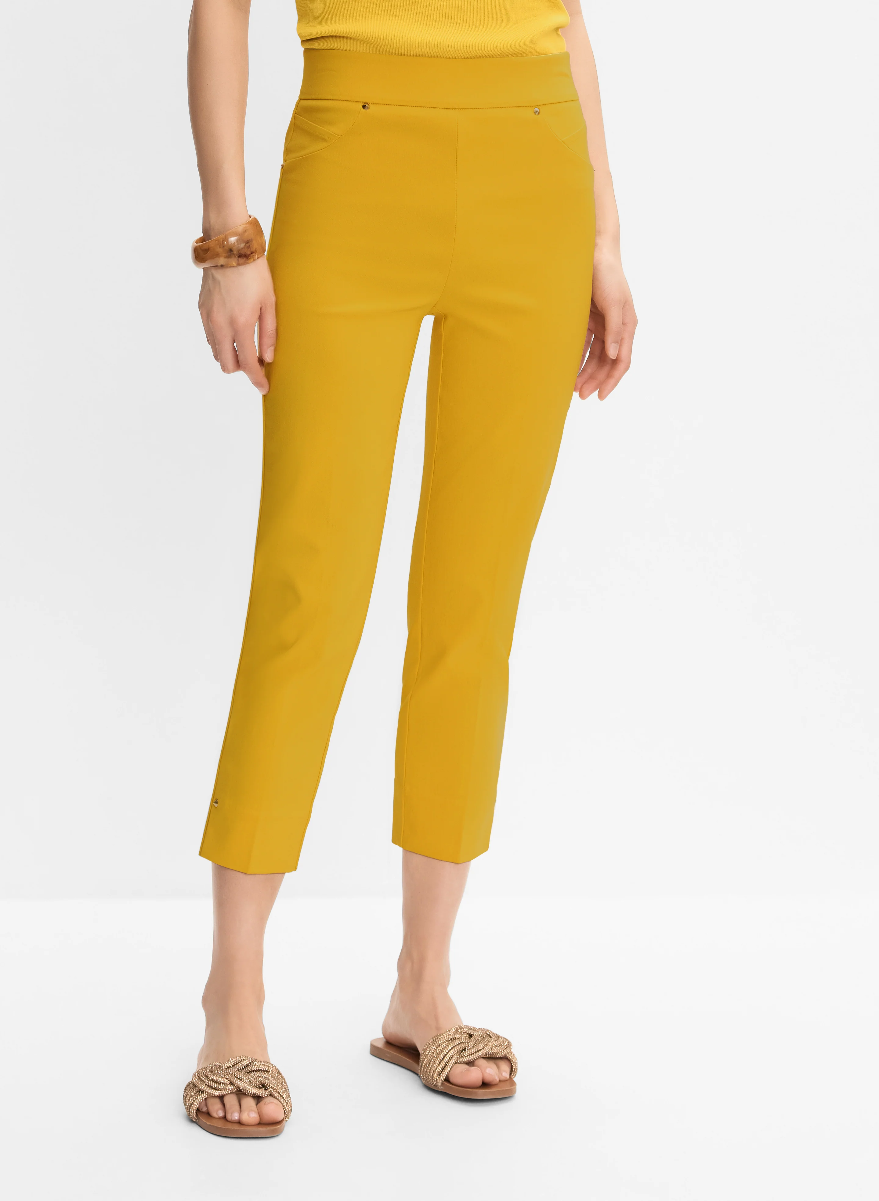 Pull-On Capris