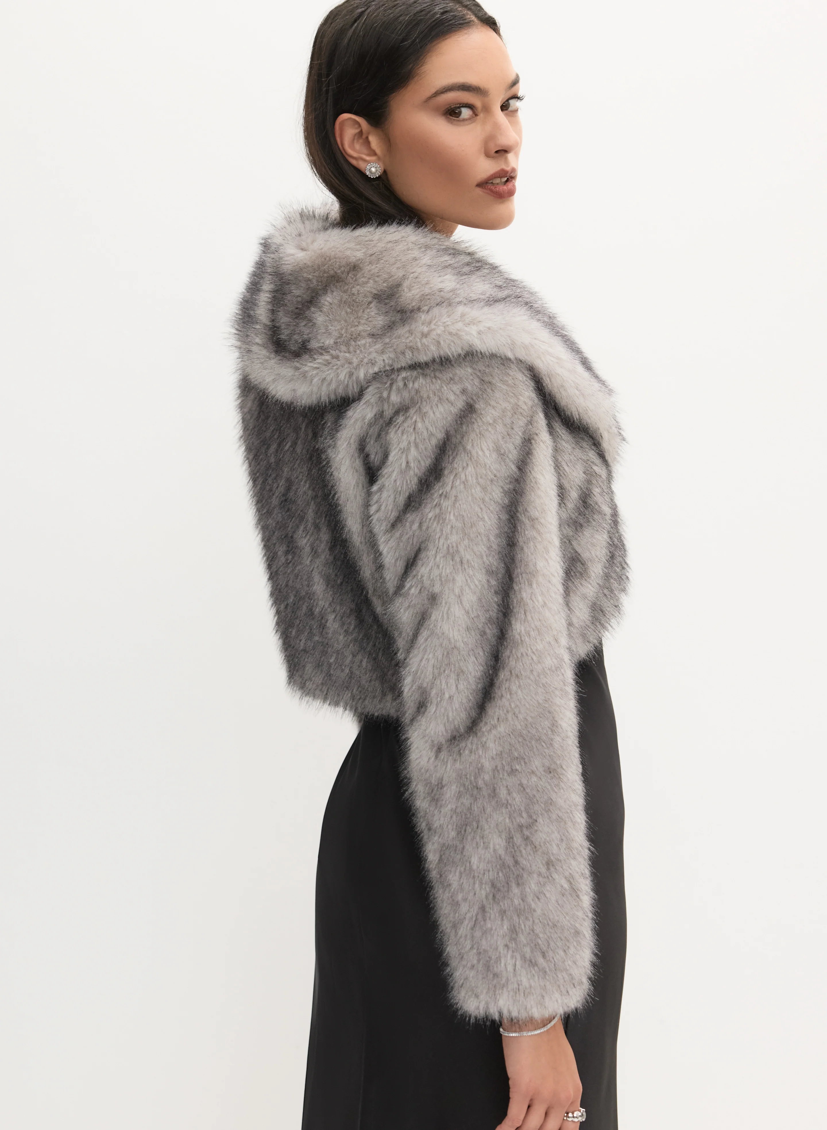 7706-cropped-faux-fur-jacket-4.webp Cropped Faux Fur Jacket