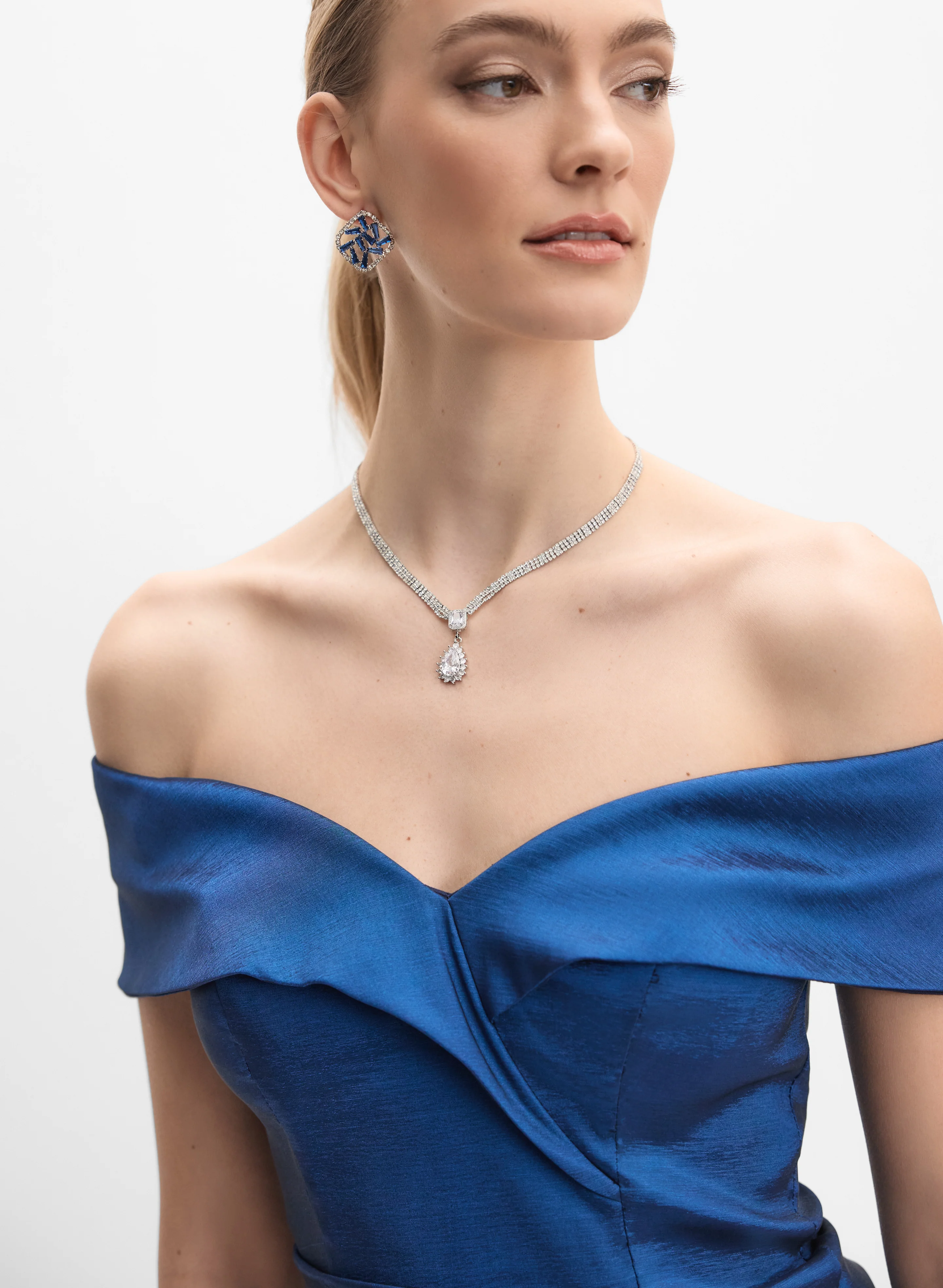 7883-ba-nites-off-shoulder-waterfall-ruffle-dress-3.webp BA Nites - Off-Shoulder Waterfall Ruffle Dress