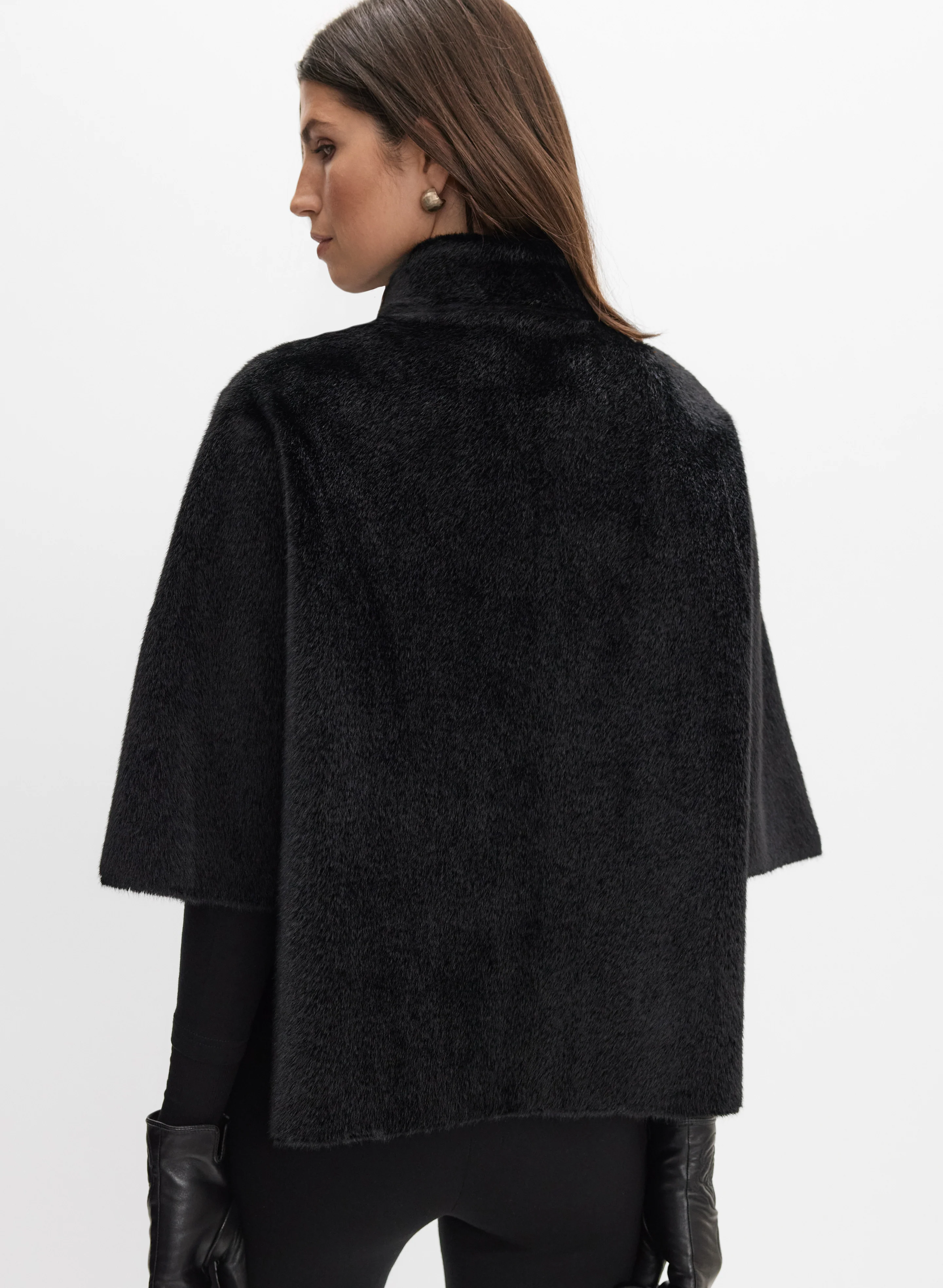 8014-joseph-ribkoff-faux-fur-oversized-jacket-4.webp Joseph Ribkoff - Faux-Fur Oversized Jacket