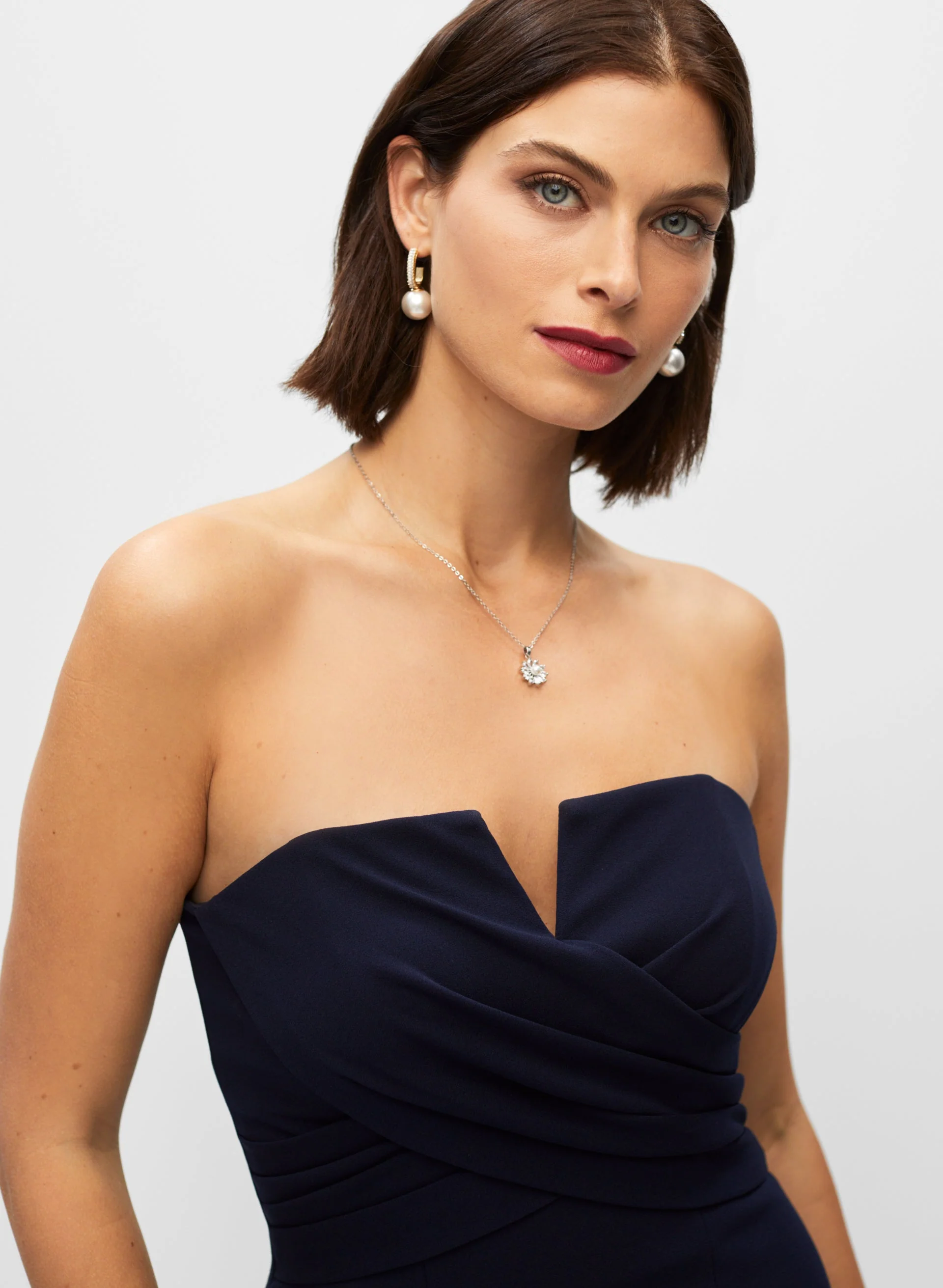 8465-xscape-split-neck-strapless-gown-3.webp Xscape - Split Neck Strapless Gown