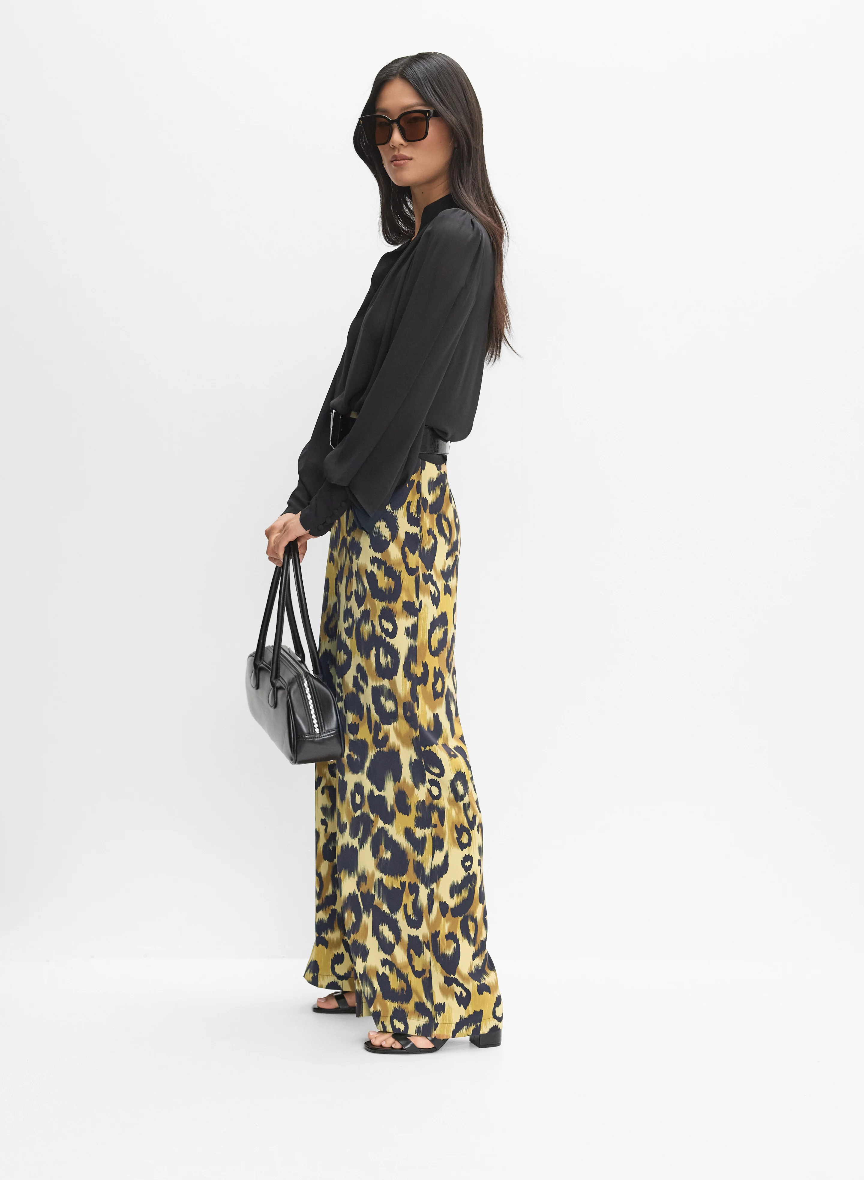 9451-leopard-print-wide-leg-pants-8.webp Leopard Print Wide-Leg Pants