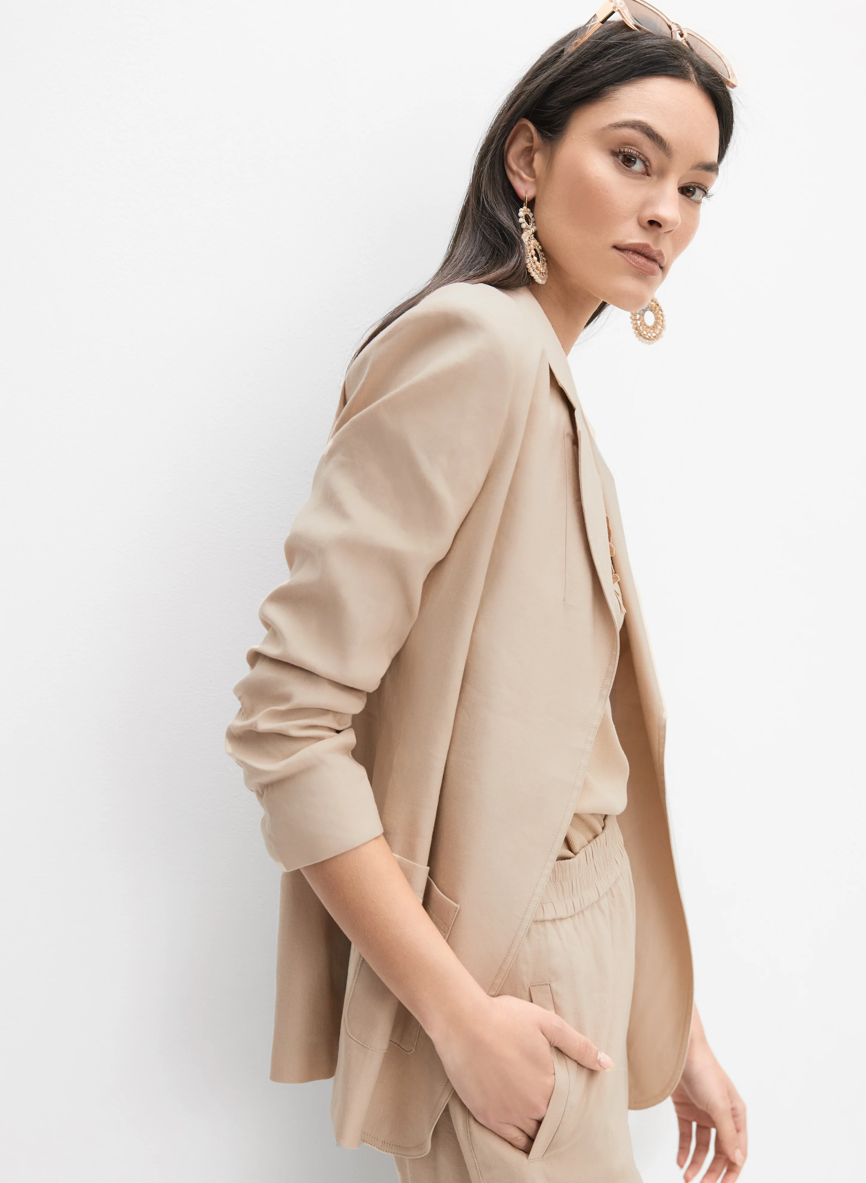 9627-open-linen-blend-blazer-5.webp Open Linen-Blend Blazer